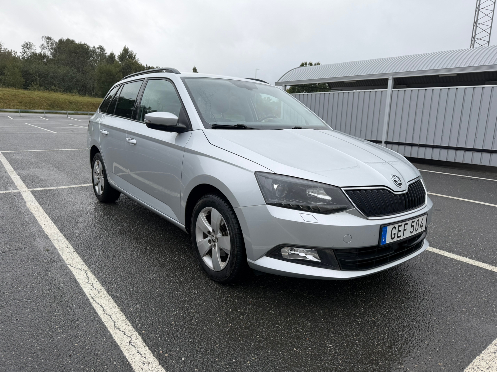 Skoda Fabia Kombi 1.2 TSI Manuell 2017, bild 3/9