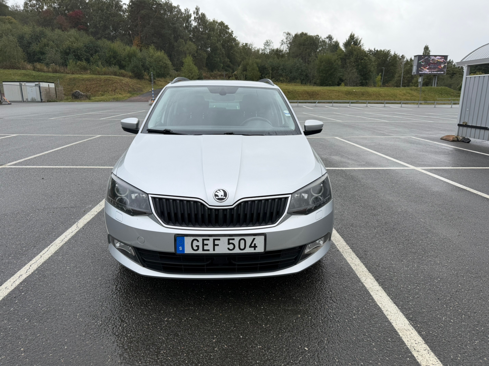 Skoda Fabia Kombi 1.2 TSI Manuell 2017, bild 2/9