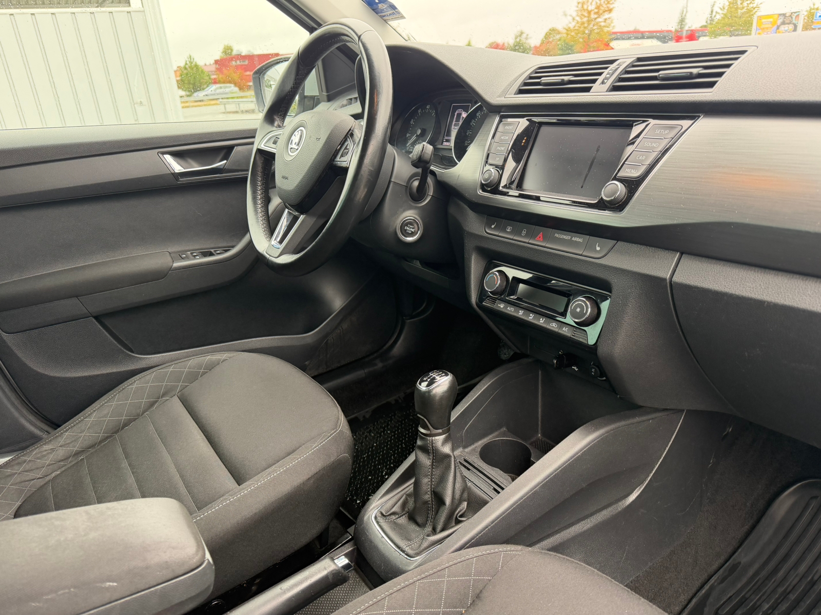 Skoda Fabia Kombi 1.2 TSI Manuell 2017, bild 5/9