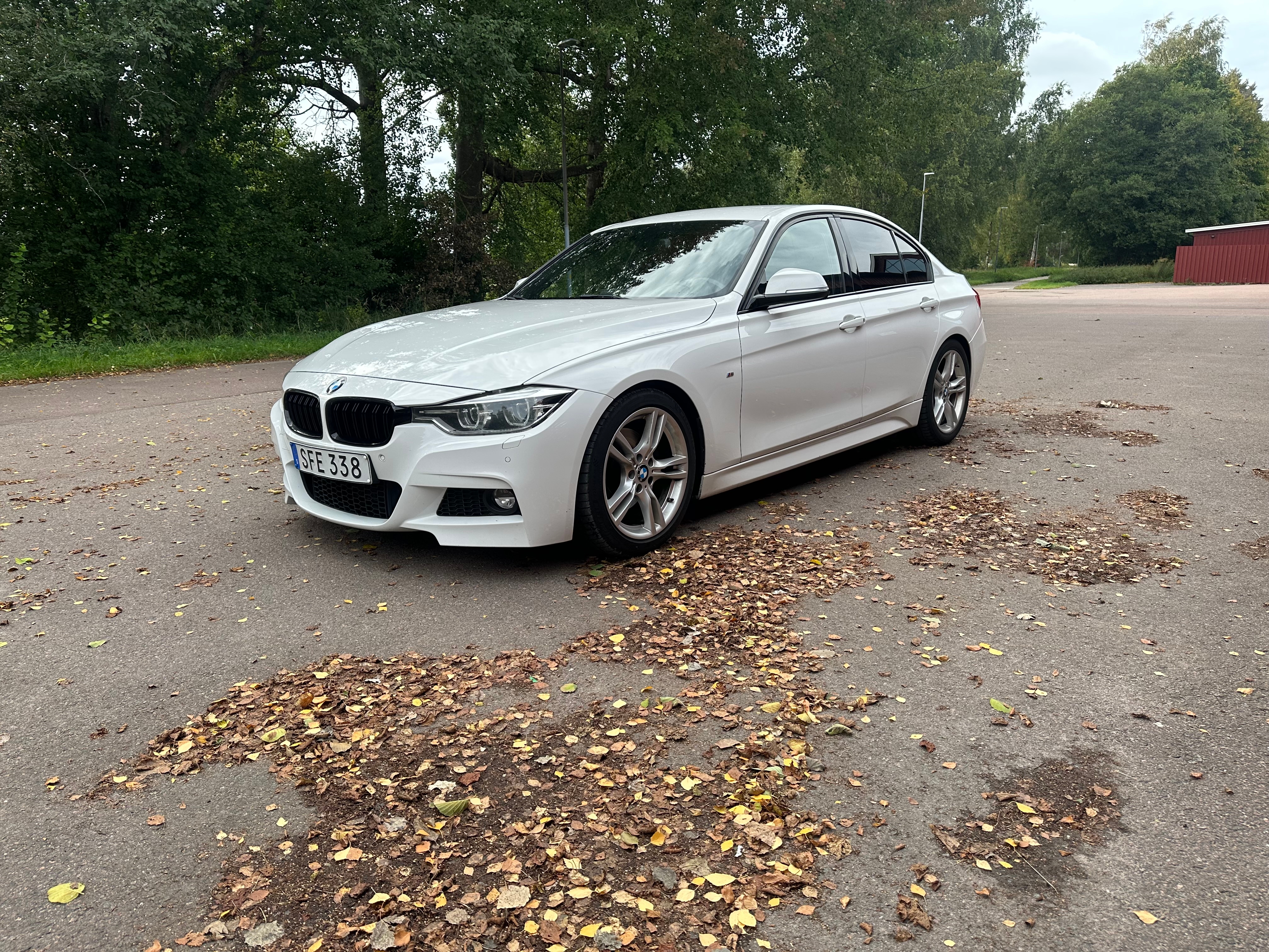 BMW 330 i xDrive M-Sport 2016, bild 3/10