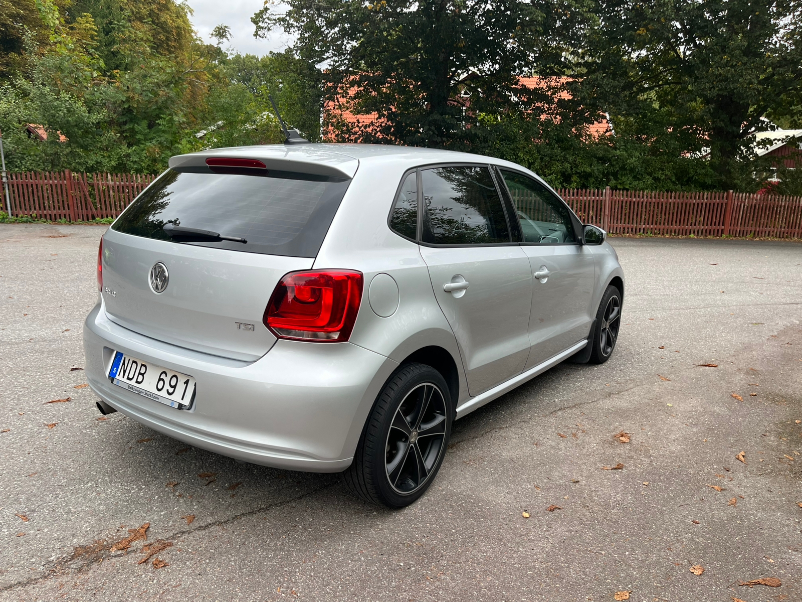Volkswagen Polo 5-dörrar 1.2 TSI Manuell 2013, bild 3/5