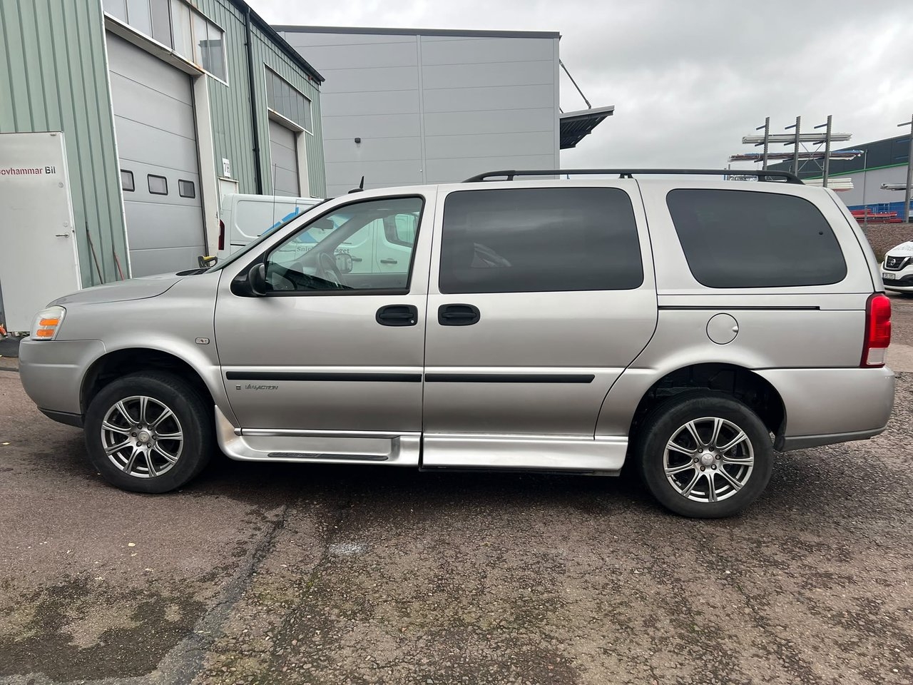 Chevrolet Uplander 2009, kuva 3/10