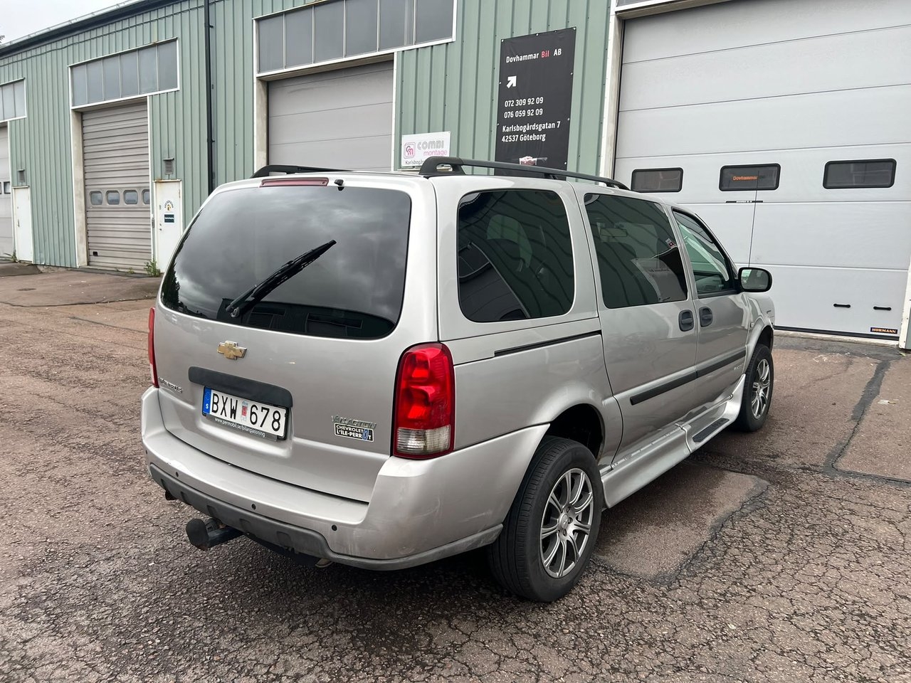Chevrolet Uplander 2009, kuva 6/10
