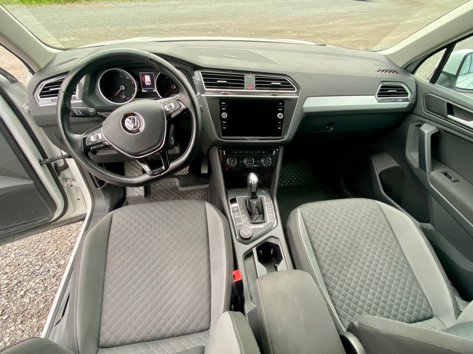 Volkswagen Tiguan 2020, kuva 4/9