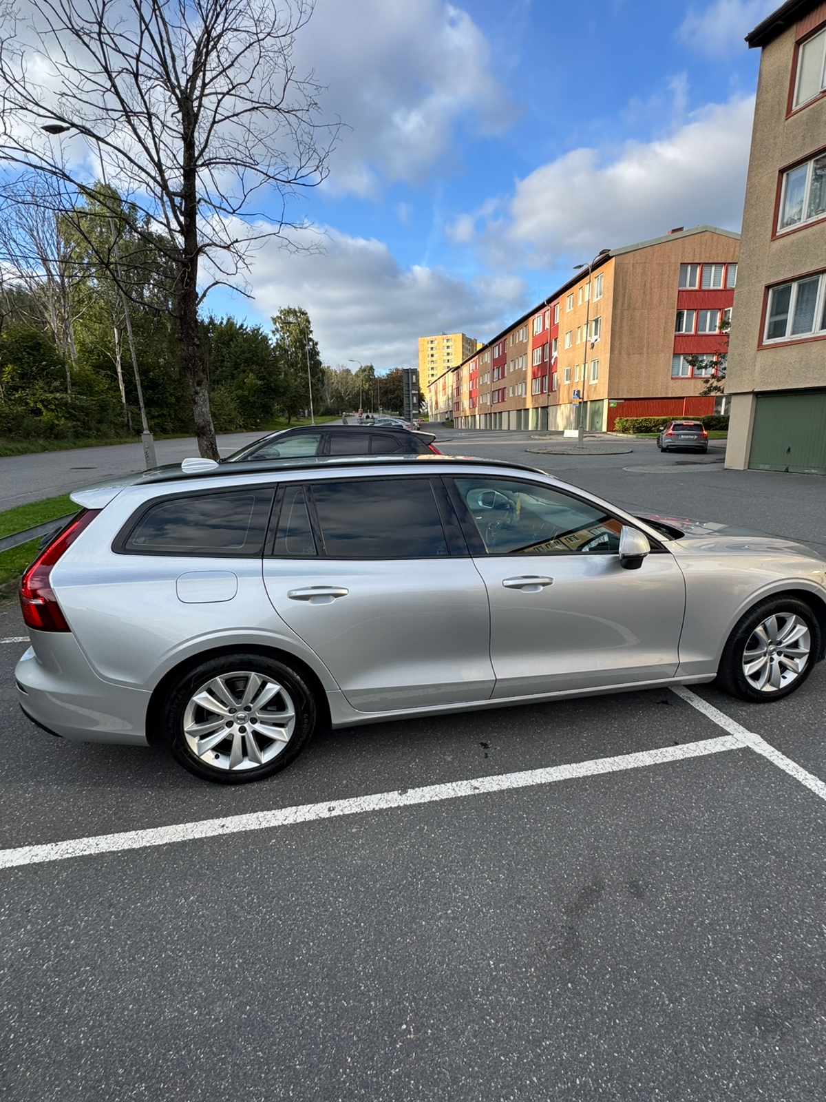 Volvo V60 D4 Geartronic 2019, bild 5/10