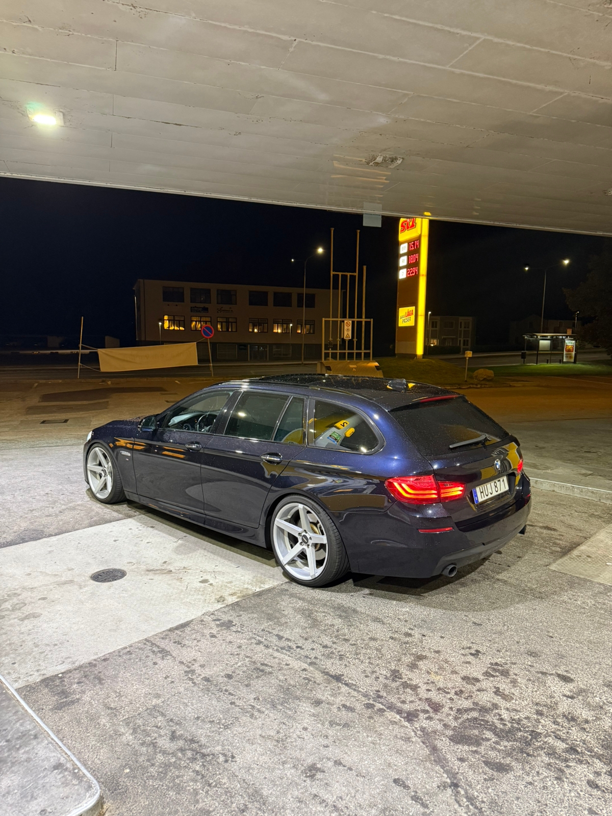 BMW 535 d xDrive Touring Steptronic 2016, kuva 2/6