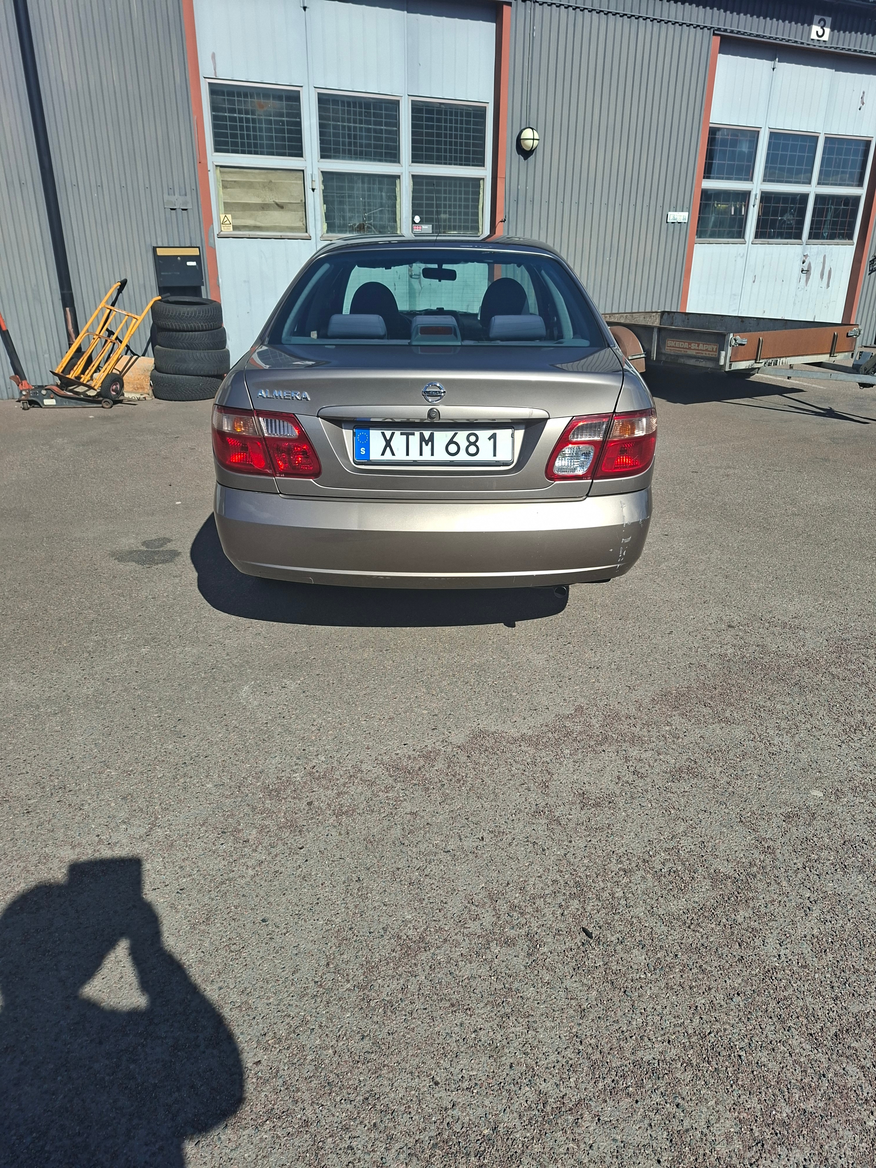 Nissan Almera Sedan 1.5 Manuell 2006, bild 2/10