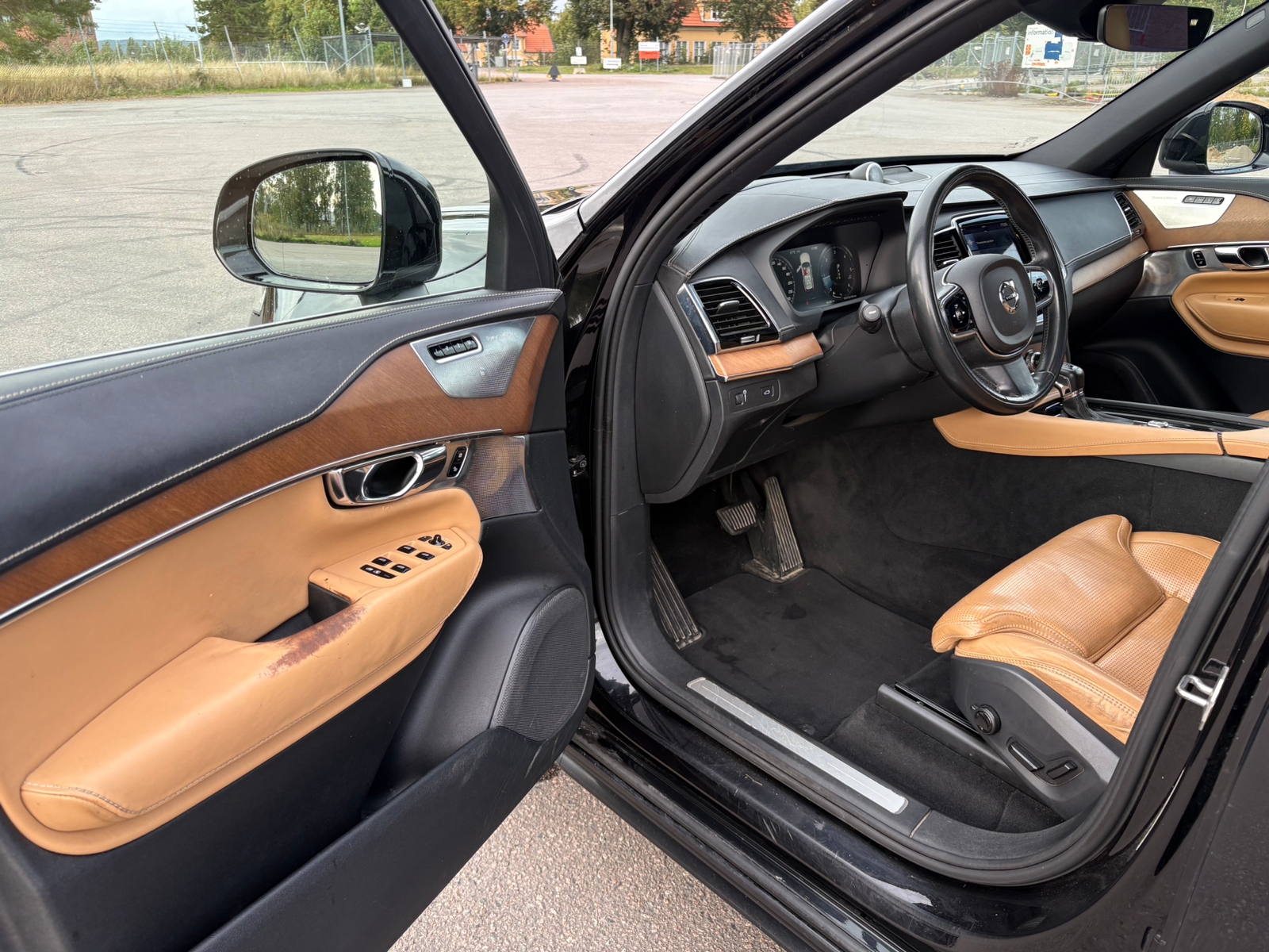 Volvo XC90 7-seater D5 AWD Geartronic 2016, photo 5/10