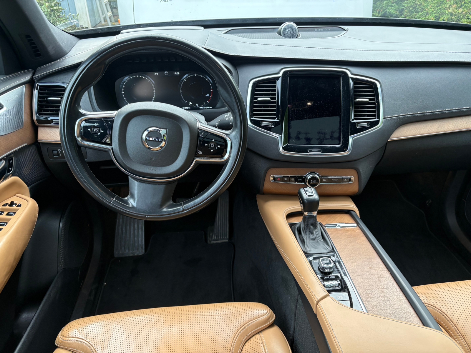 Volvo XC90 7-seater D5 AWD Geartronic 2016, photo 6/10