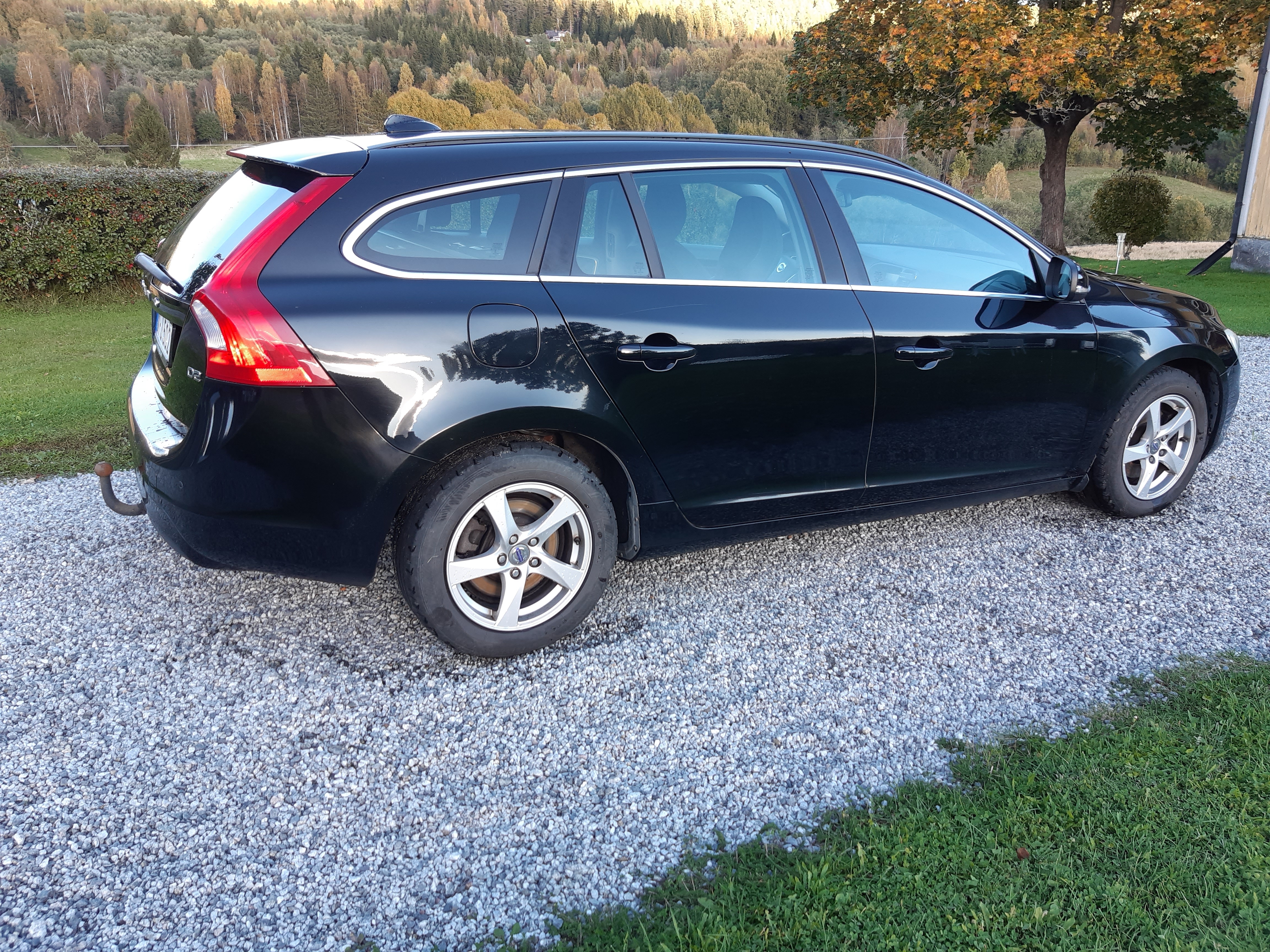 Volvo V60 D2 Manuell 2015, bild 2/7