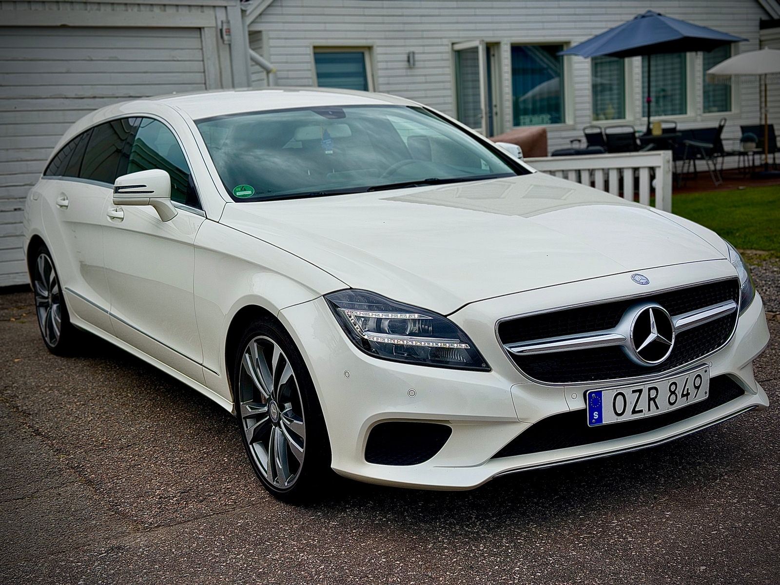 Mercedes-Benz CLS 2016, bild 2/6