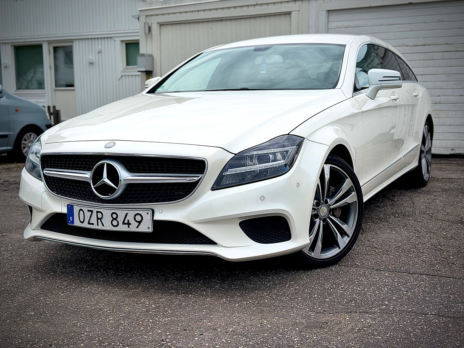 Mercedes-Benz CLS