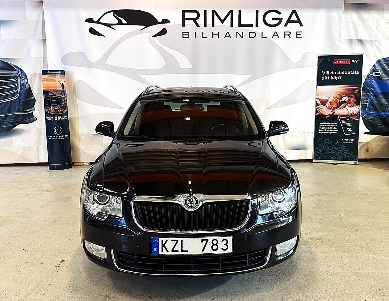 Skoda Superb 2011, bild 3/10