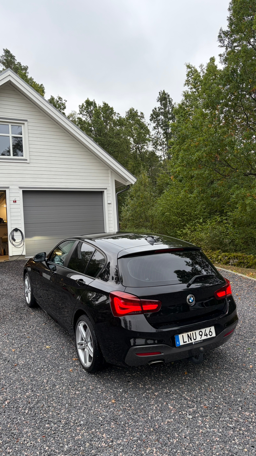 BMW 116 i 5-dörrars Manuell 2014, photo 4/10