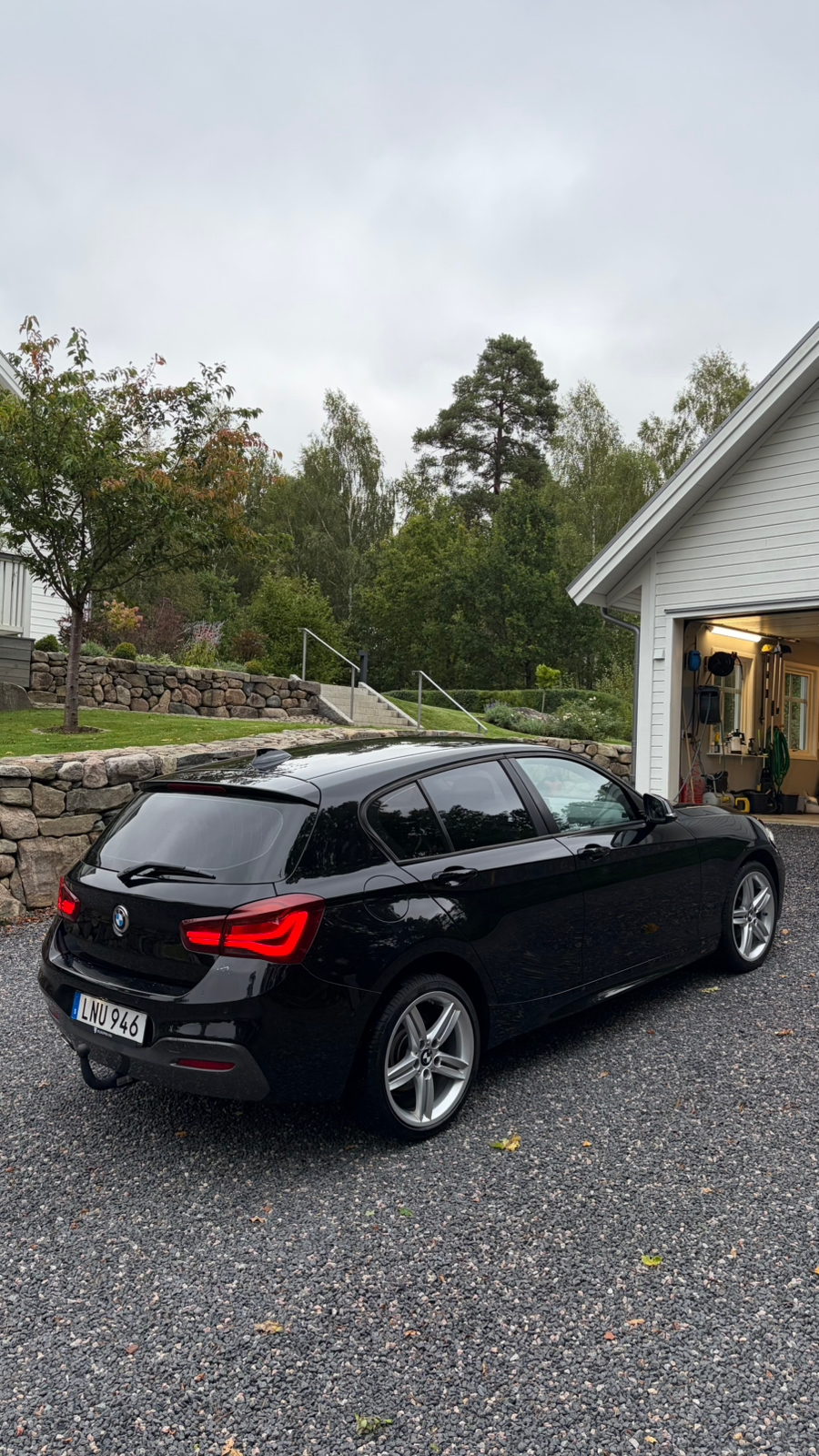 BMW 116 i 5-dörrars Manuell 2014, photo 2/10