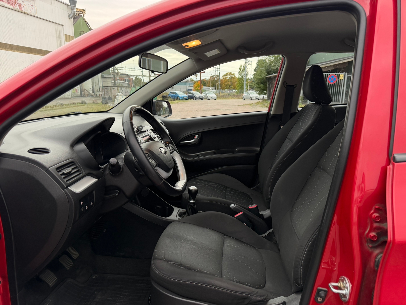 Kia Picanto 5-dörrar 1.0 MPI Manuell 2013, bild 5/7