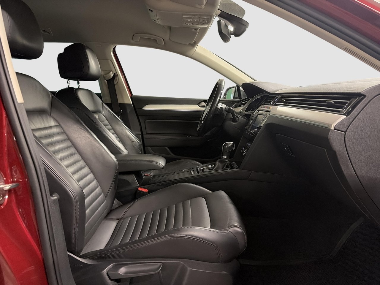 Volkswagen Passat 2016, bild 4/10