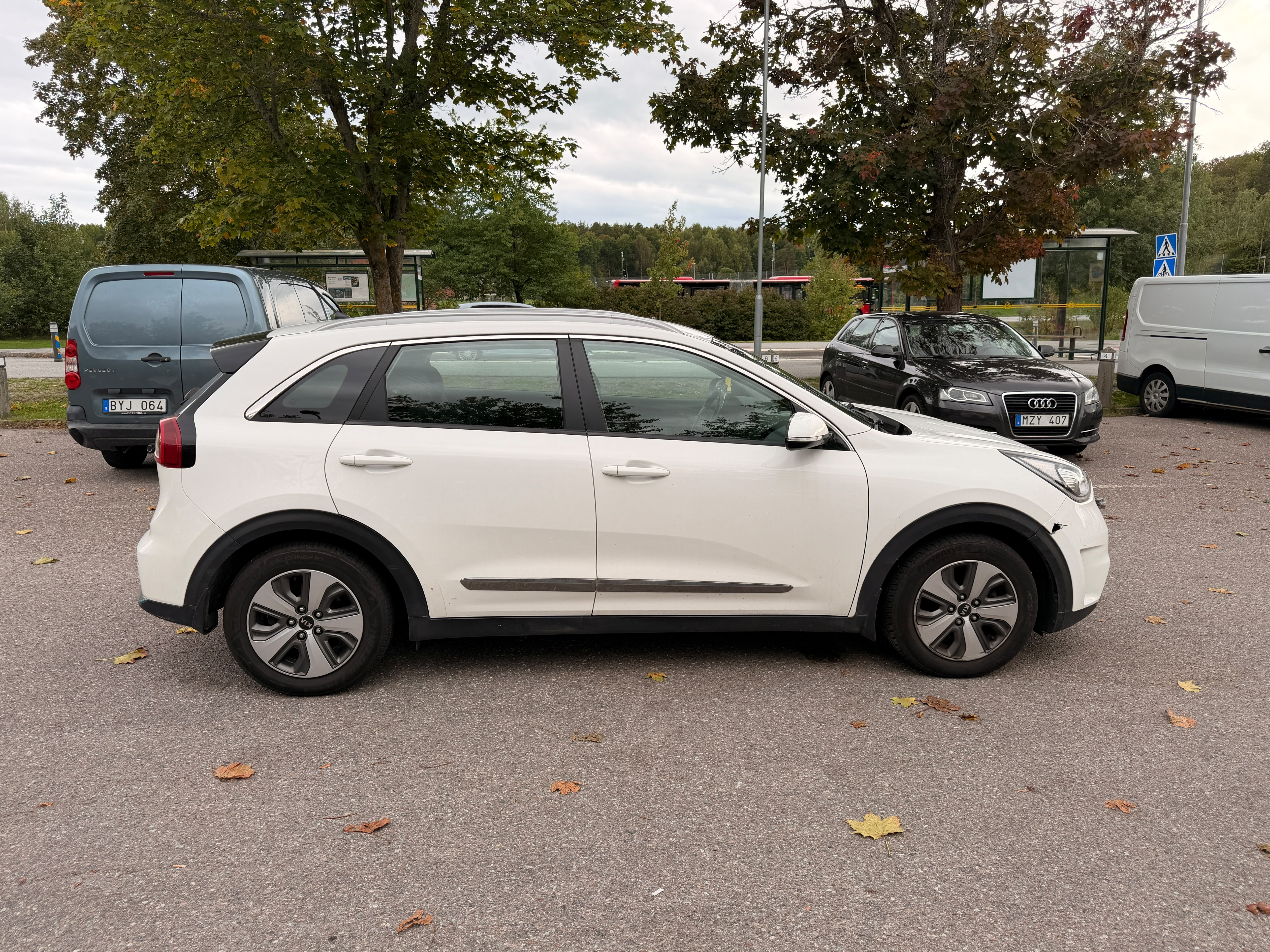 Kia Niro P-HEV DCT 2019, kuva 3/7