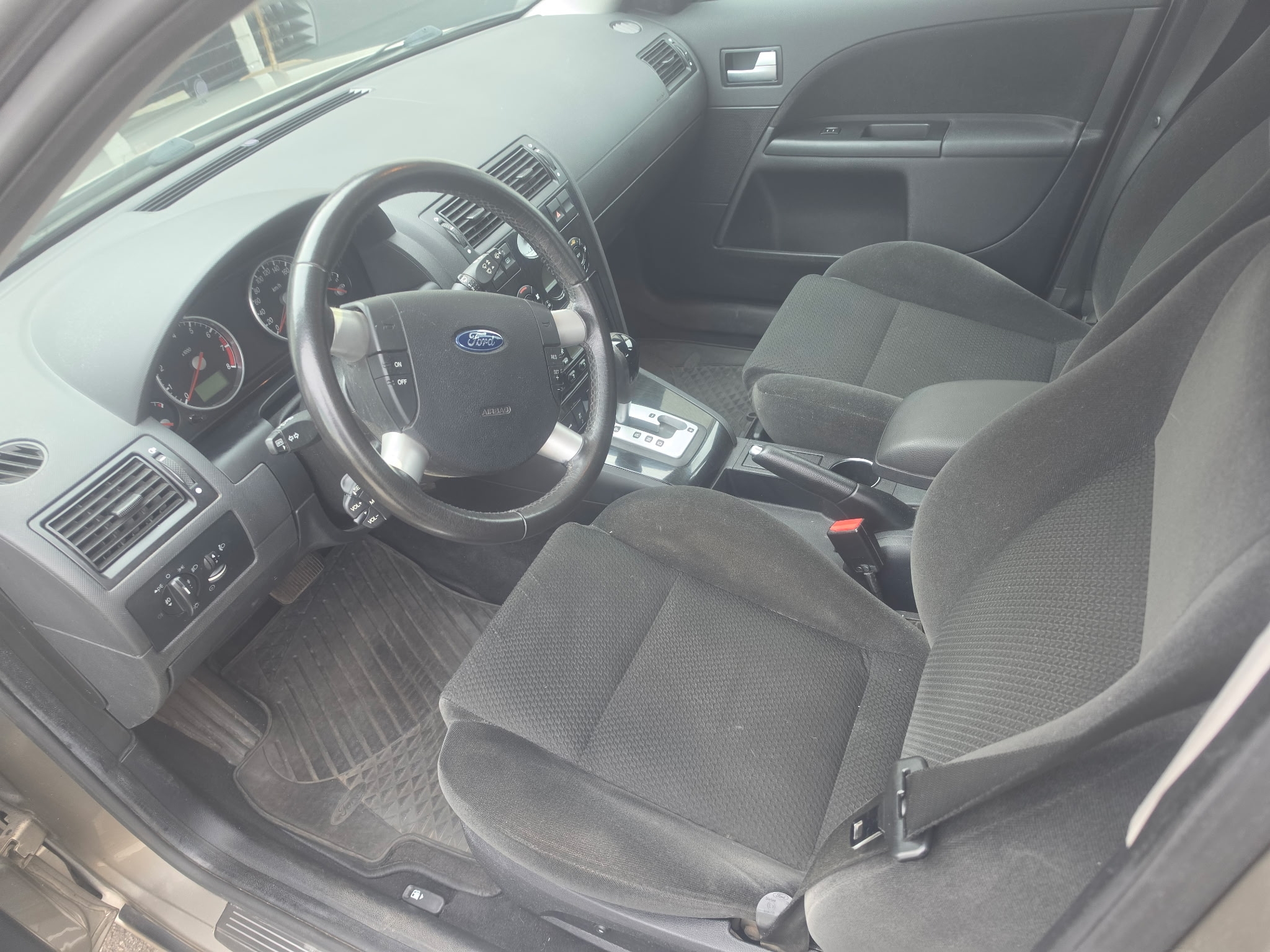 Ford Mondeo 2003, kuva 7/10