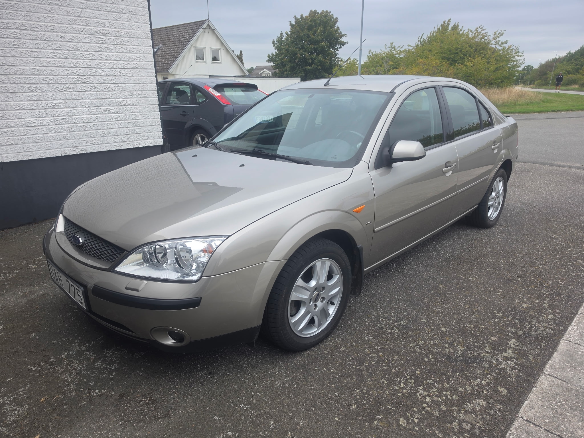 Ford Mondeo 2003, kuva 2/10