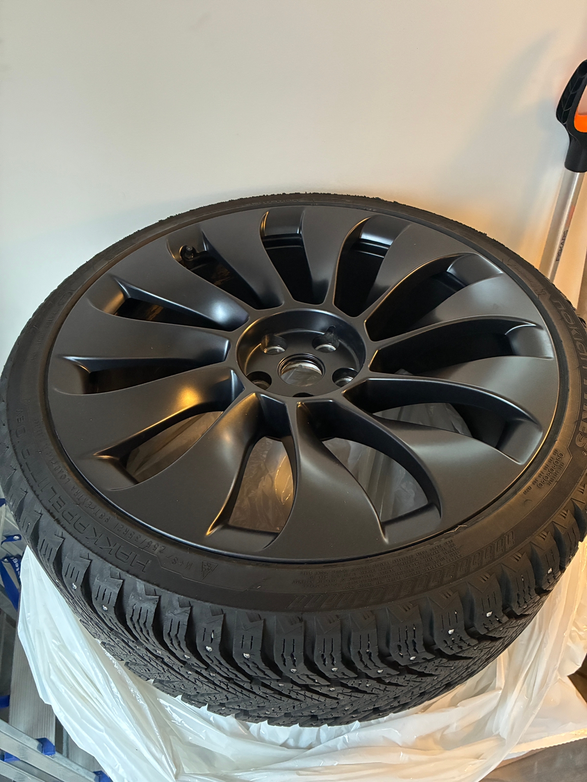 Tesla Model Y Performance Pedantskött 2023, photo 8/8