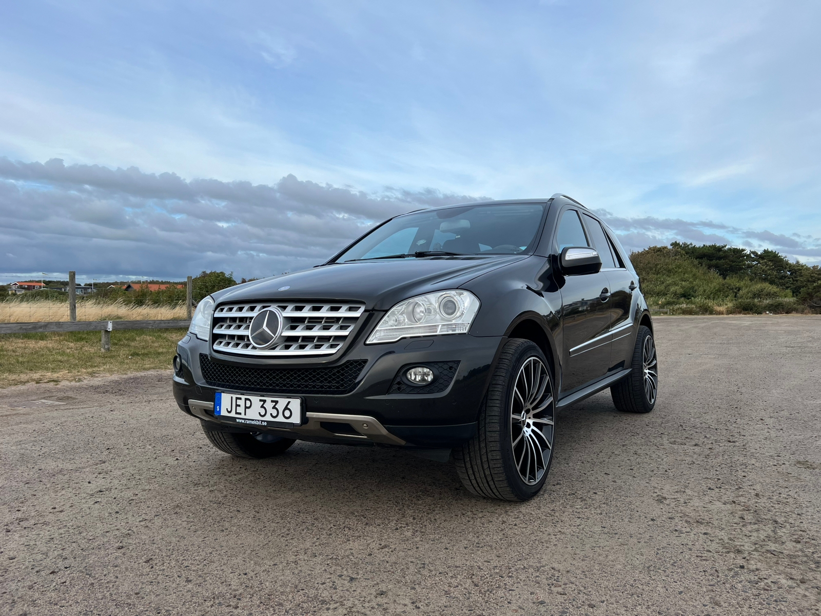 Mercedes-Benz ML 2009, photo 2/10