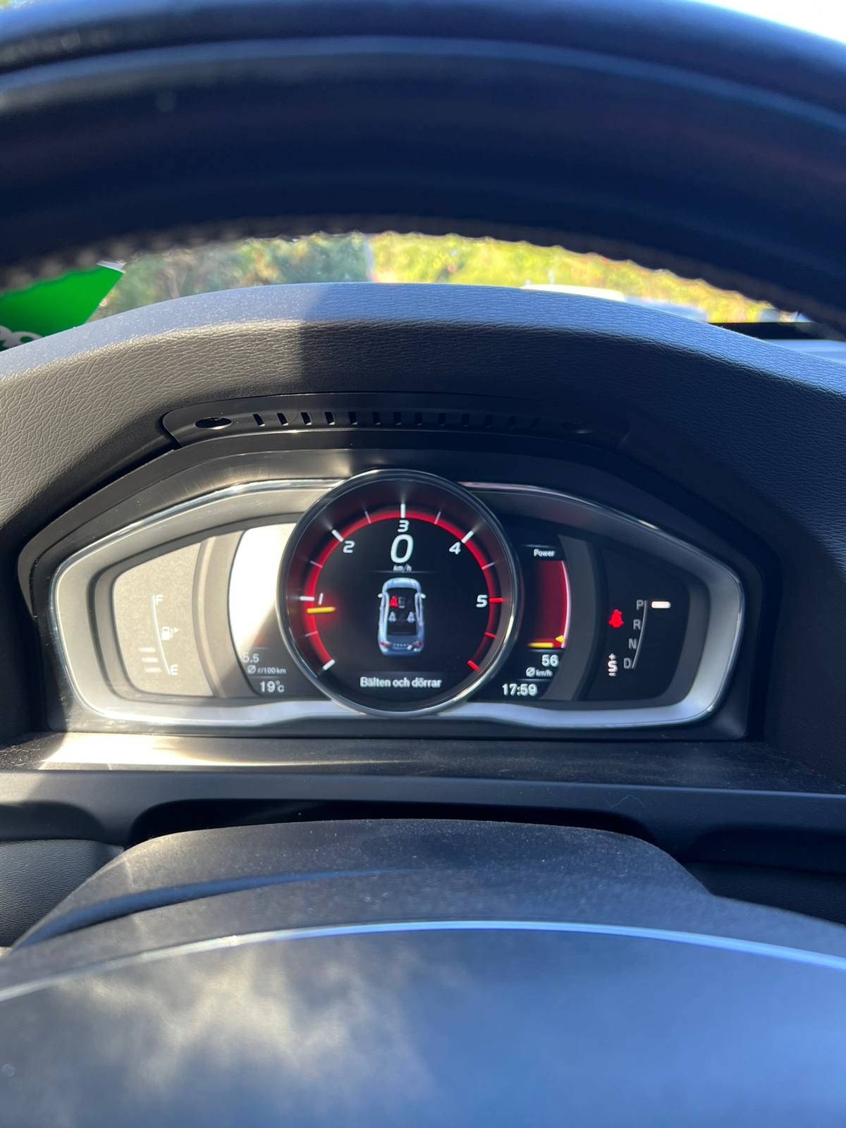 Volvo S60 D4 Geartronic 2015, bild 2/5