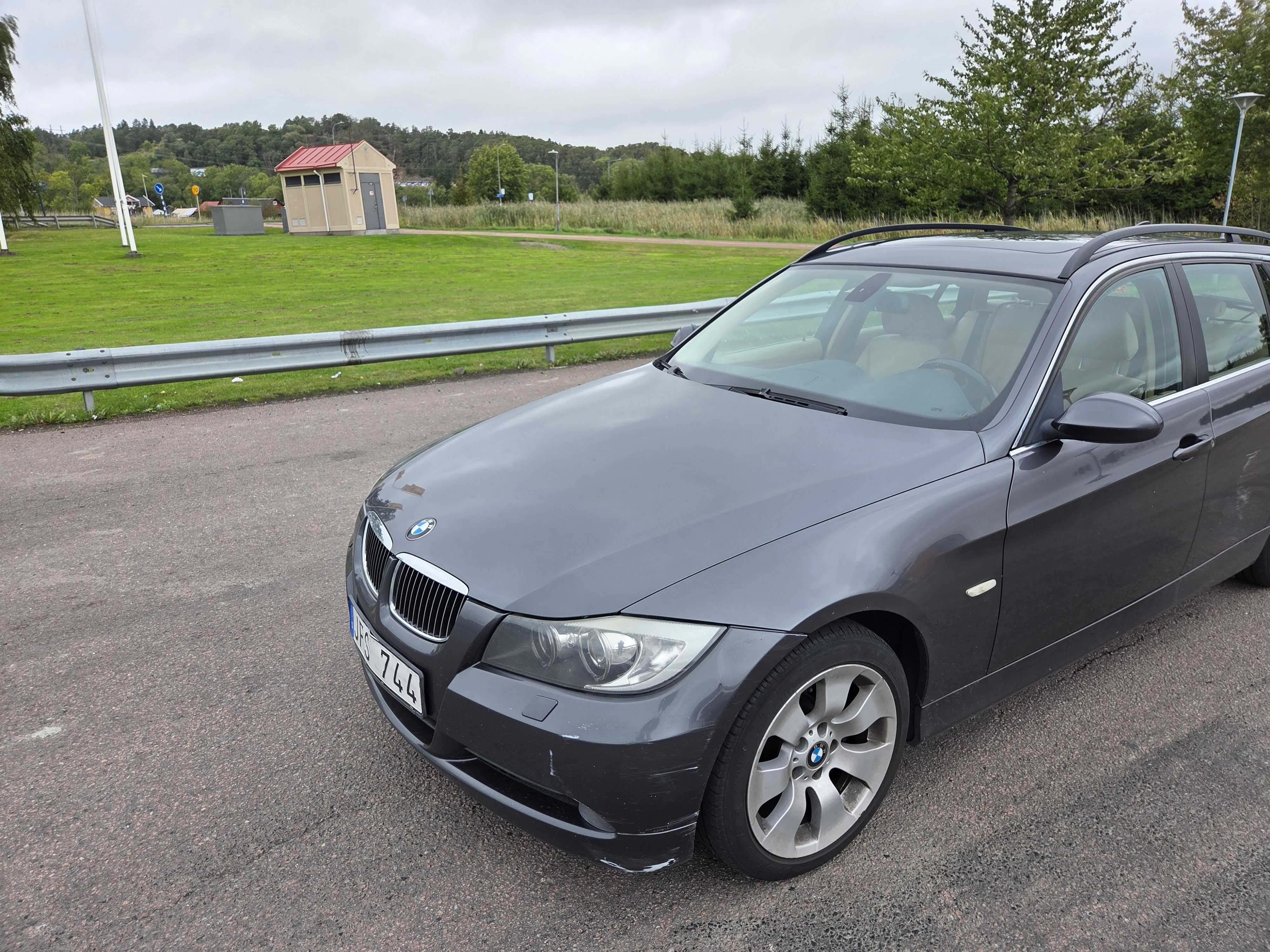 BMW 325 Xi Touring Manuell 2007, kuva 4/5