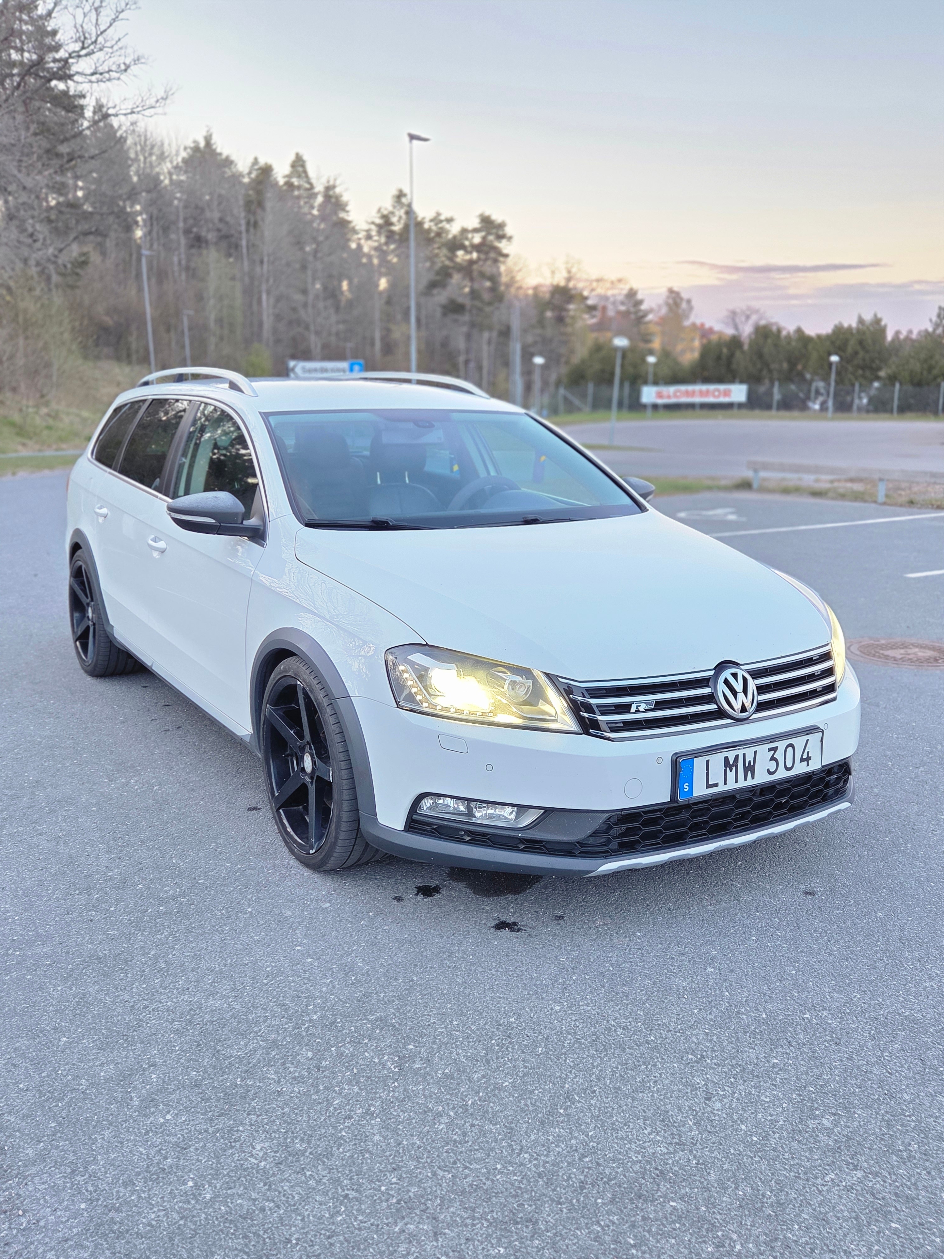 Volkswagen Passat 2014, bild 2/5