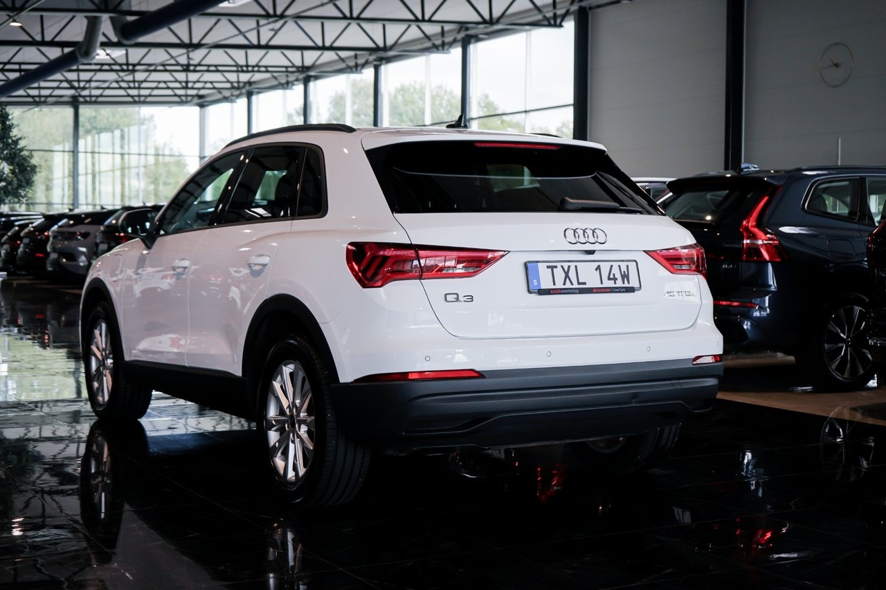 Audi Q3 45 TFSI e S Tronic Proline 2024, bild 6/10