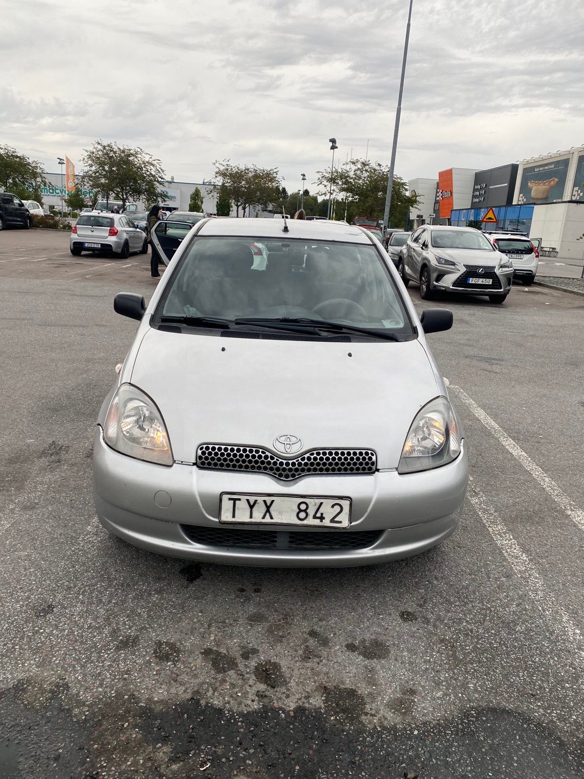 Toyota Yaris 5-dörrar 1.0 VVT-i Manuell 2003, bild 6/8