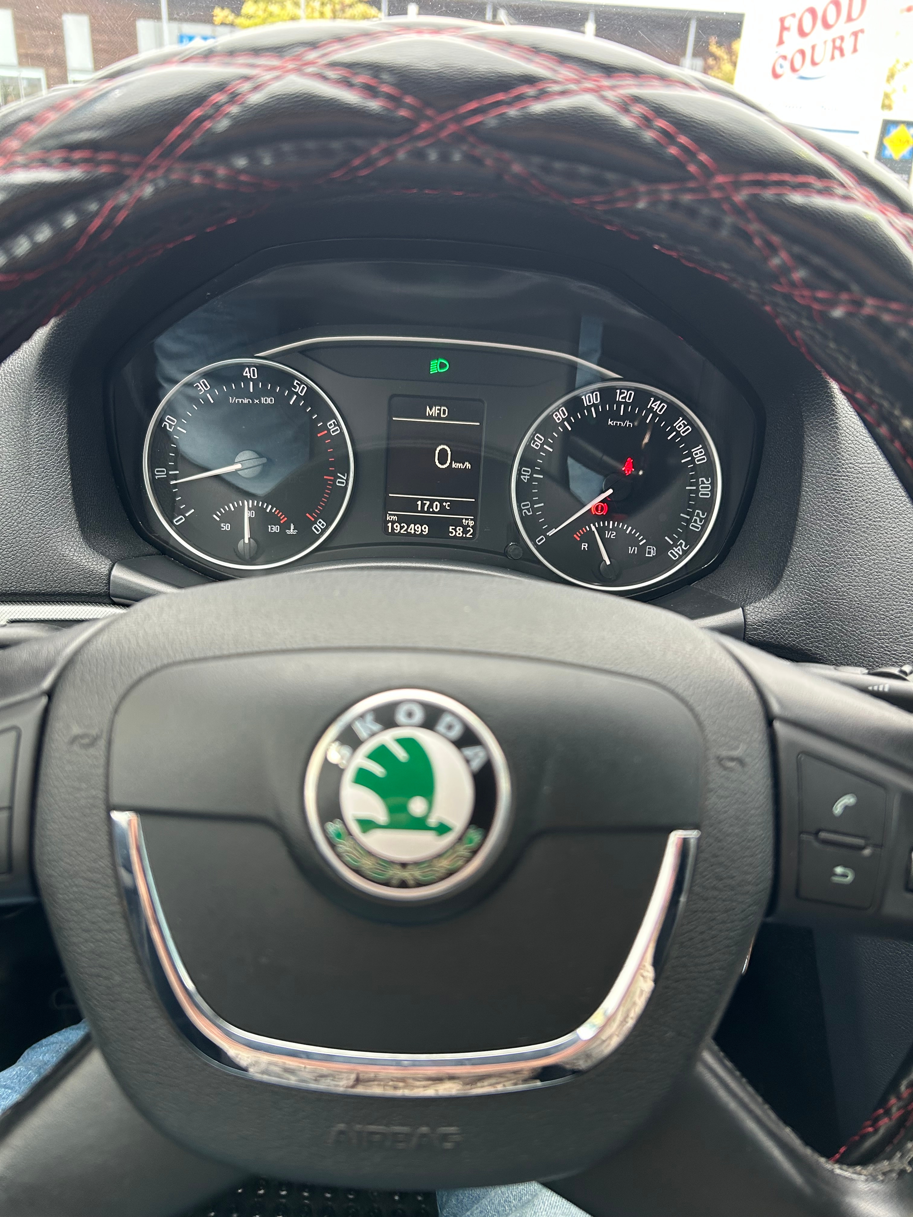 Skoda Octavia 2010, bild 4/11