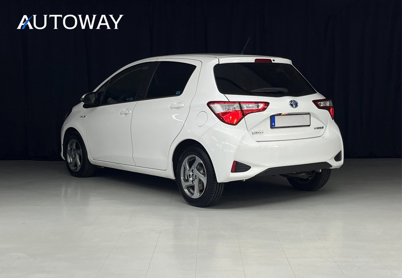 Toyota Yaris Hybrid e-CVT Active 2019, bild 6/22