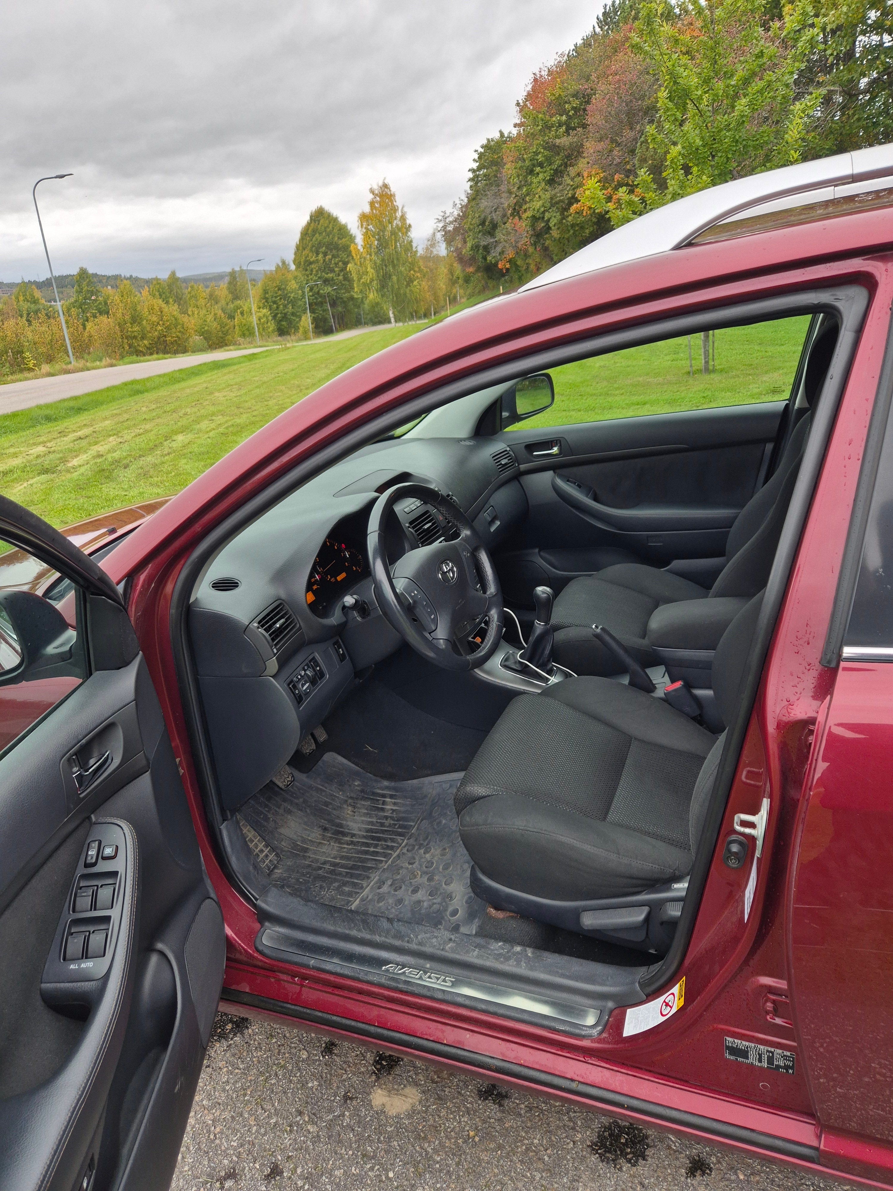Toyota Avensis 2005, bild 5/6