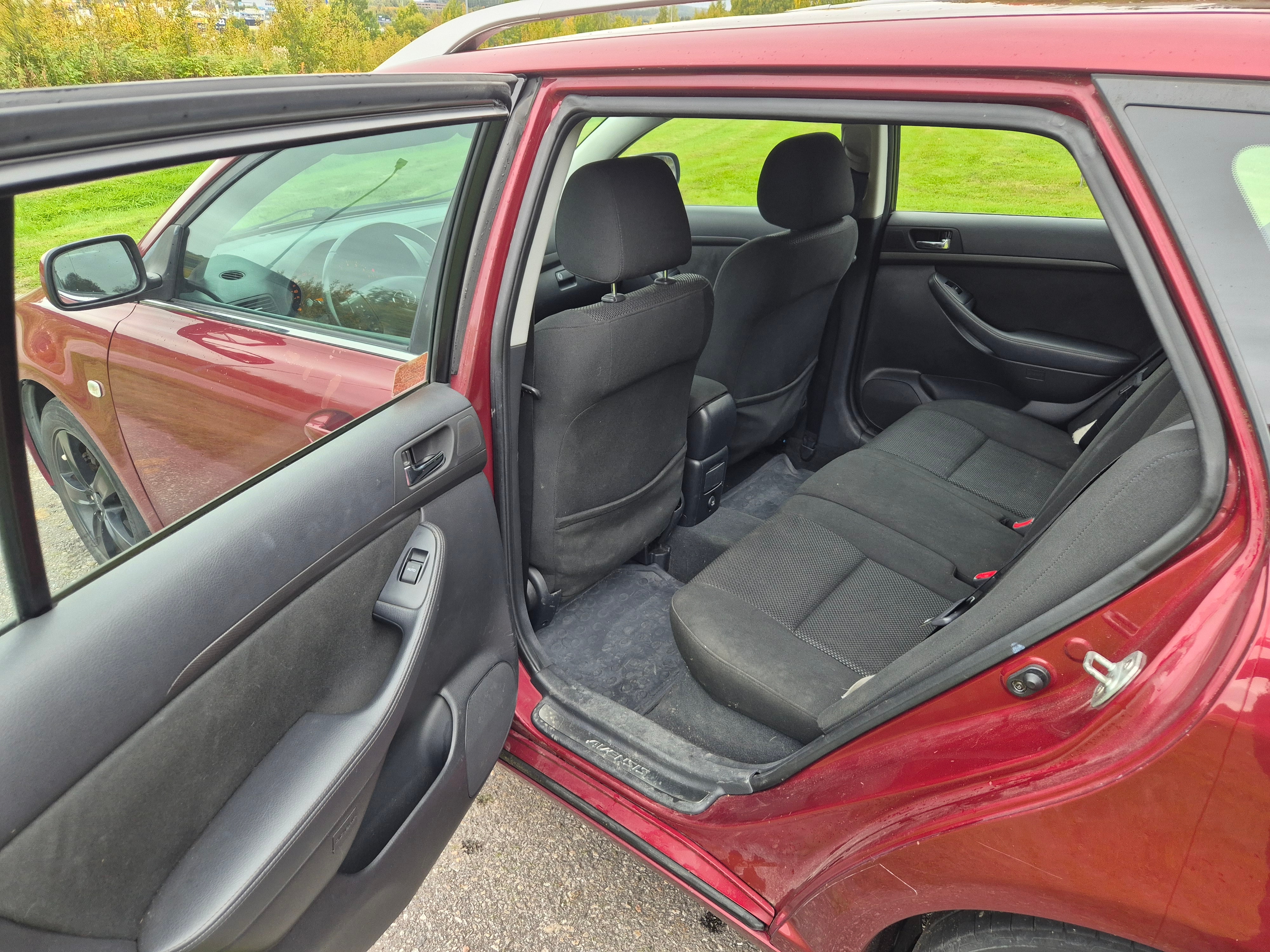 Toyota Avensis 2005, bild 6/6