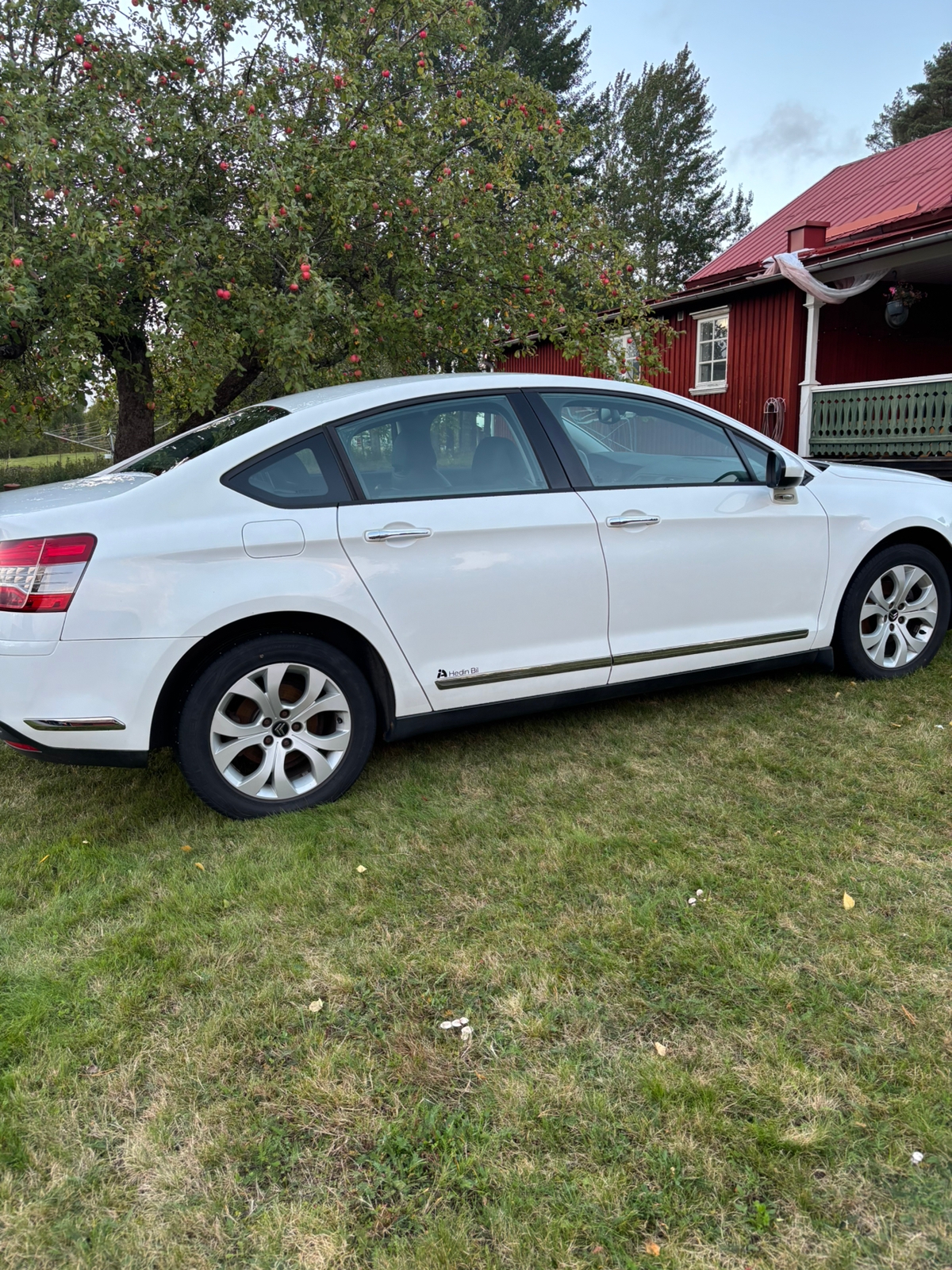 Citroen C5 Sedan 1.6 e-HDi Airdream EGS 2012, bild 2/6