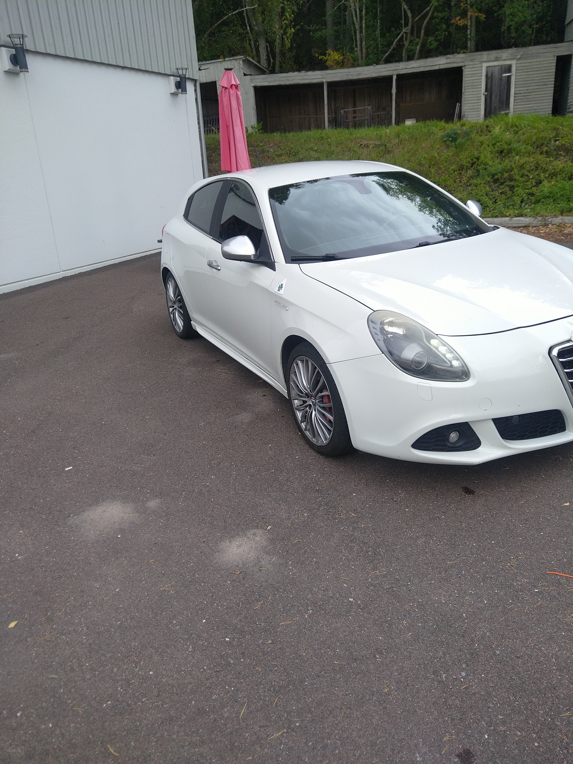 Alfa Romeo Giulietta 2011, bild 8/8