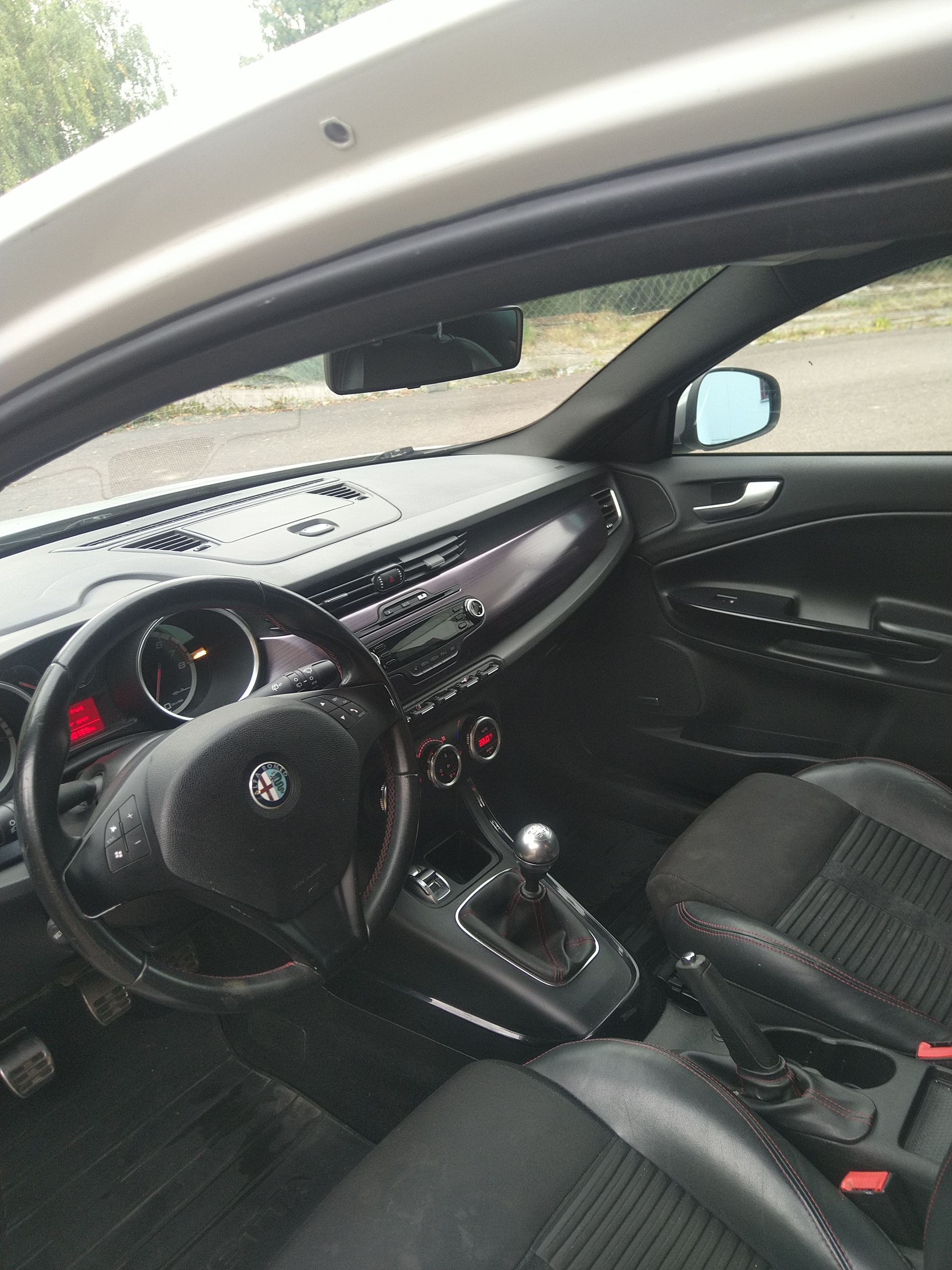 Alfa Romeo Giulietta 2011, bild 5/8
