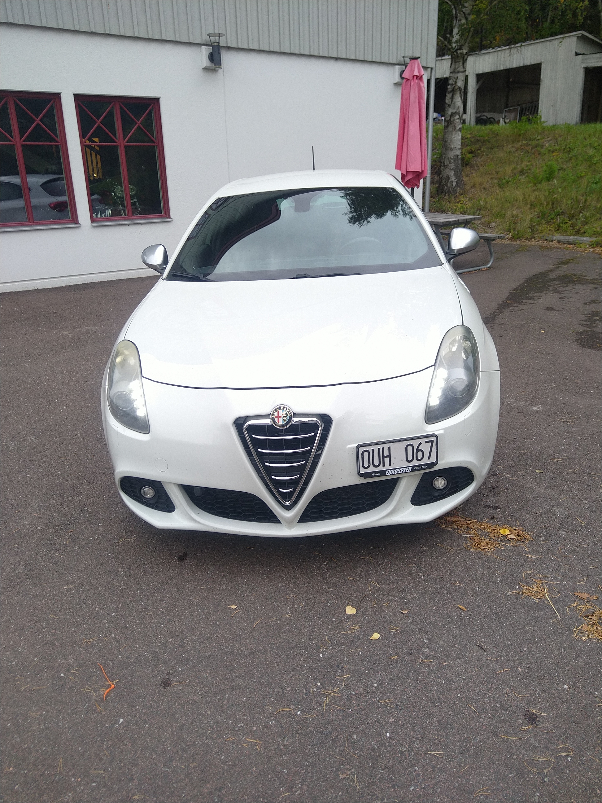Alfa Romeo Giulietta 2011, bild 4/8