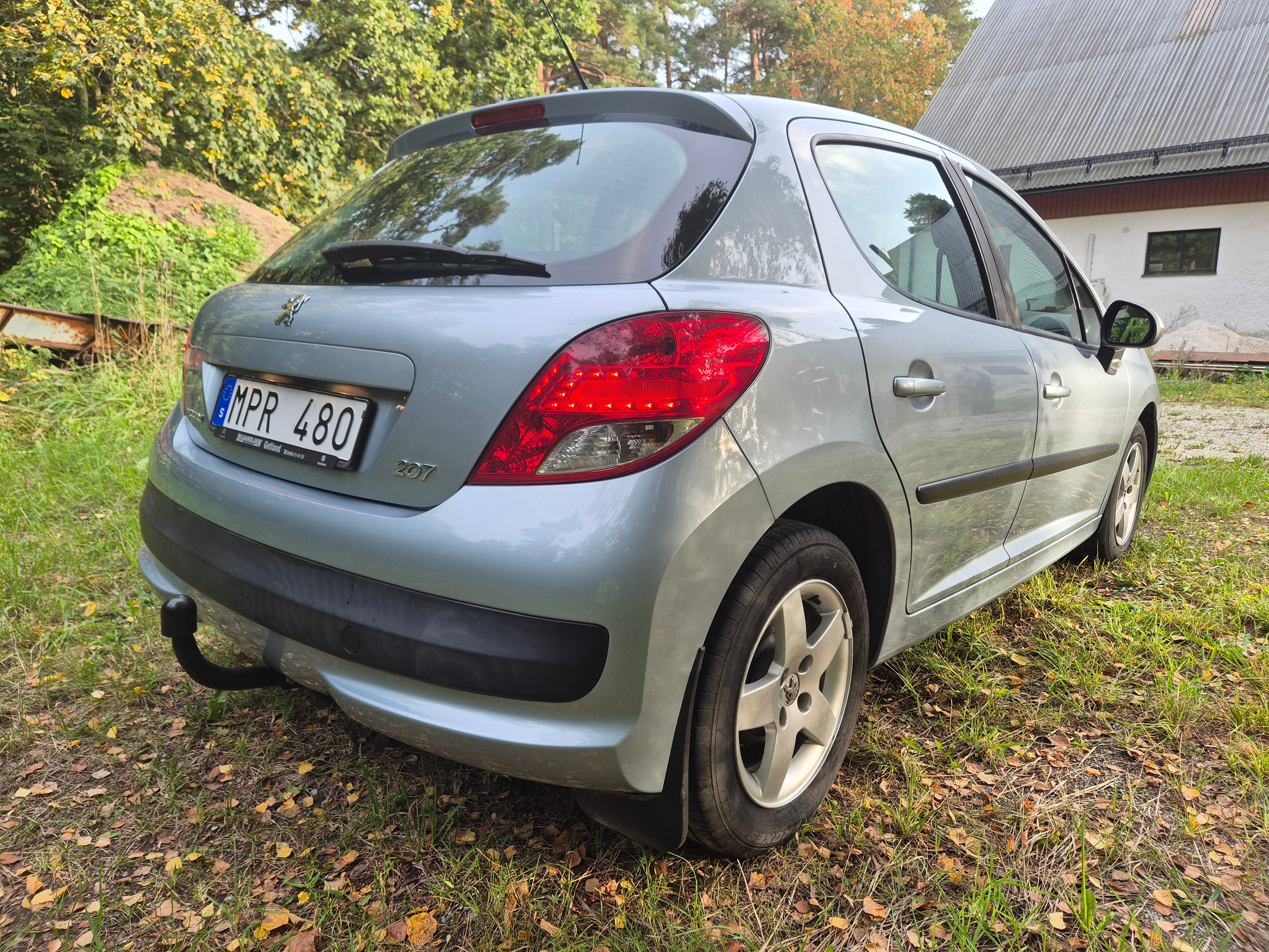 Peugeot 207 5-dörrar 1.6 HDi FAP Manuell 2010, bild 4/10