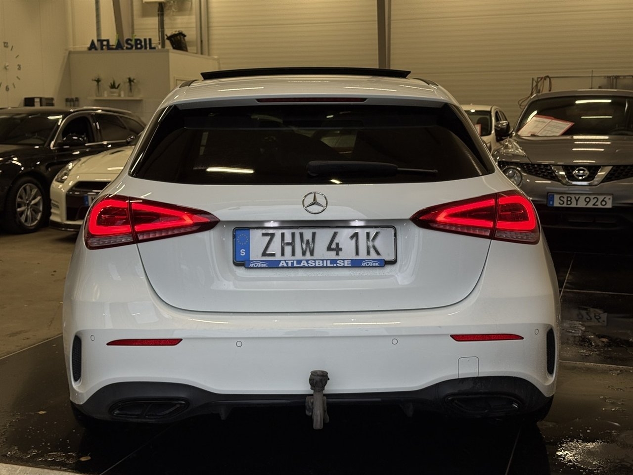Mercedes-Benz A 200 7G-DCT AMG Line 2019, bild 3/10