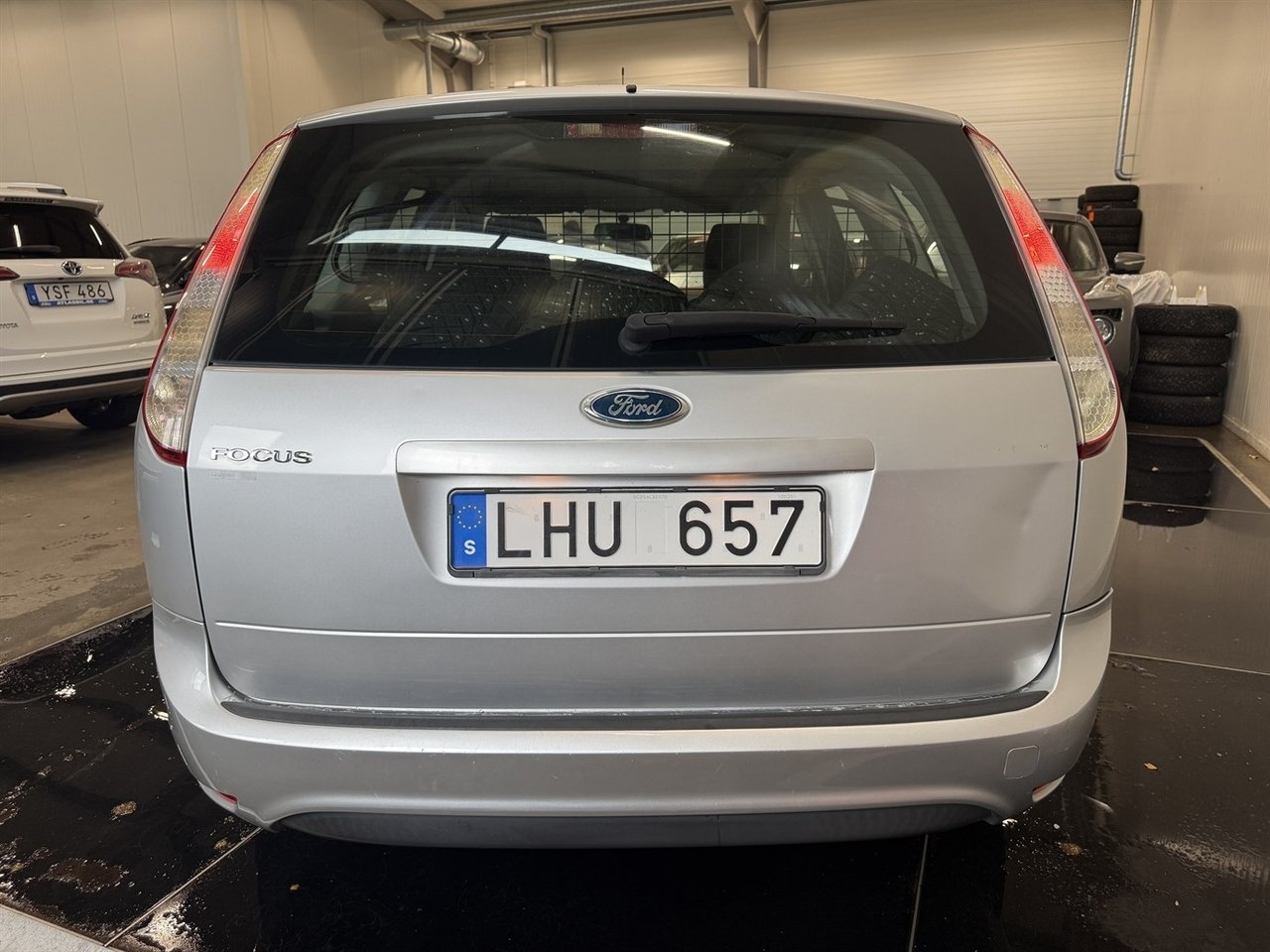 Ford Focus 2010, kuva 4/10