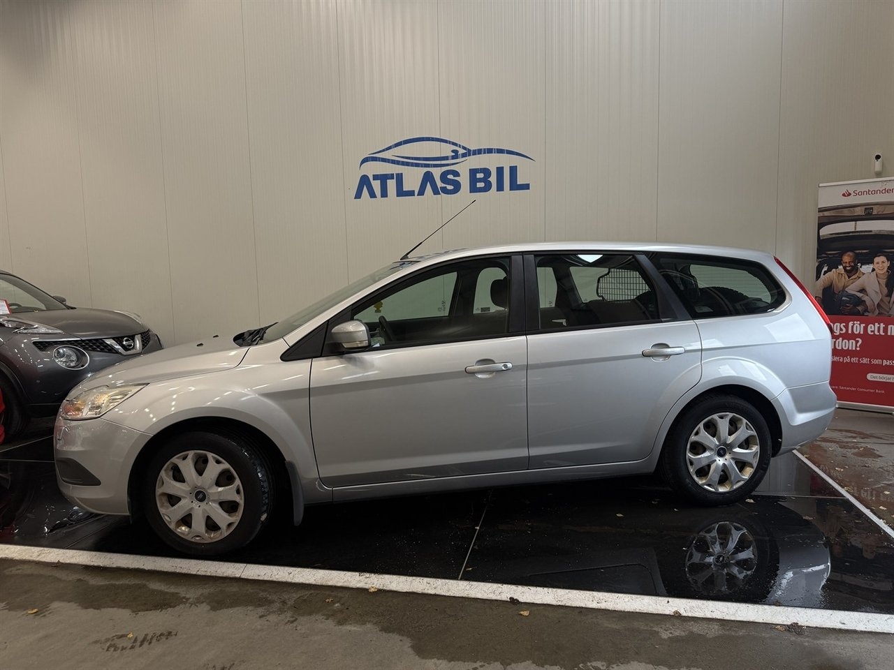 Ford Focus 2010, kuva 2/10