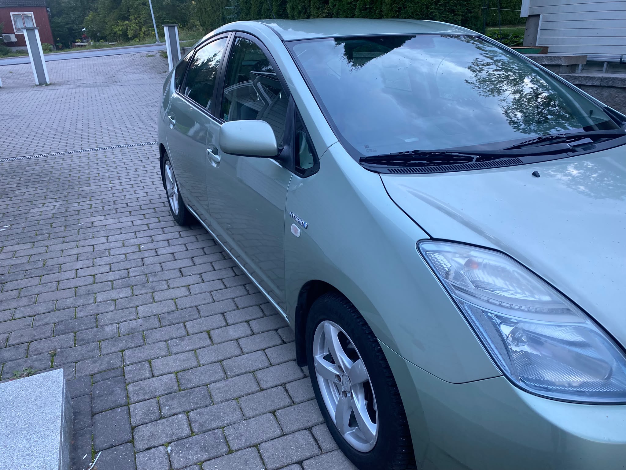 Toyota Prius 1.5 VVT-i + 3CM CVT 2007, kuva 3/6