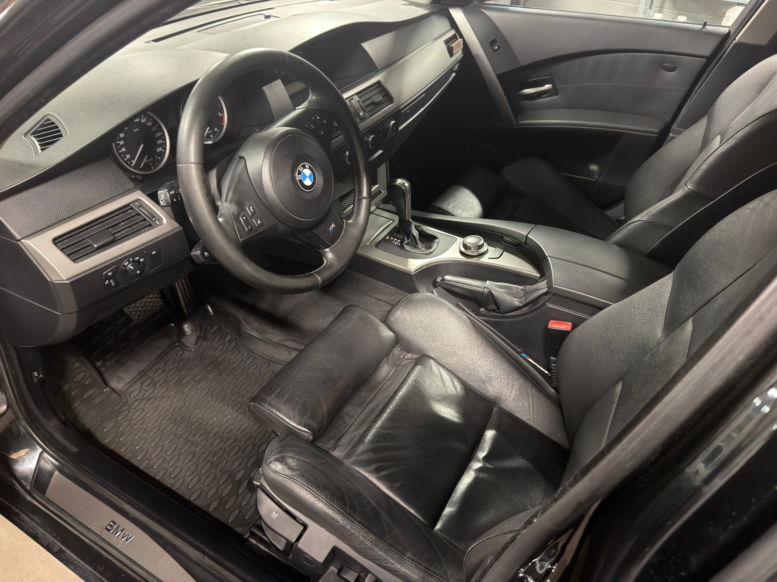 BMW 520 2007, bild 6/11