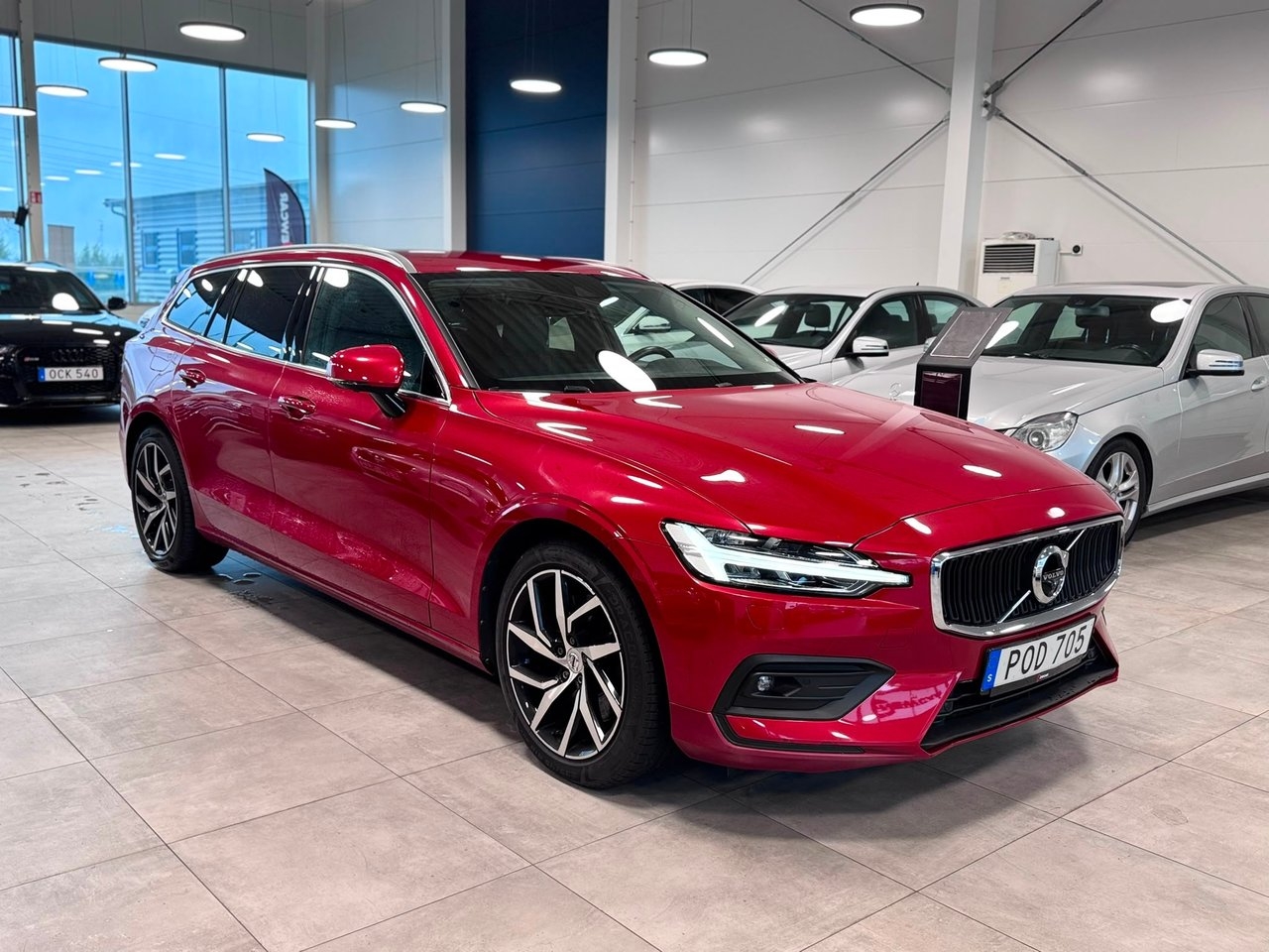 Volvo V60 2019, bild 2/10