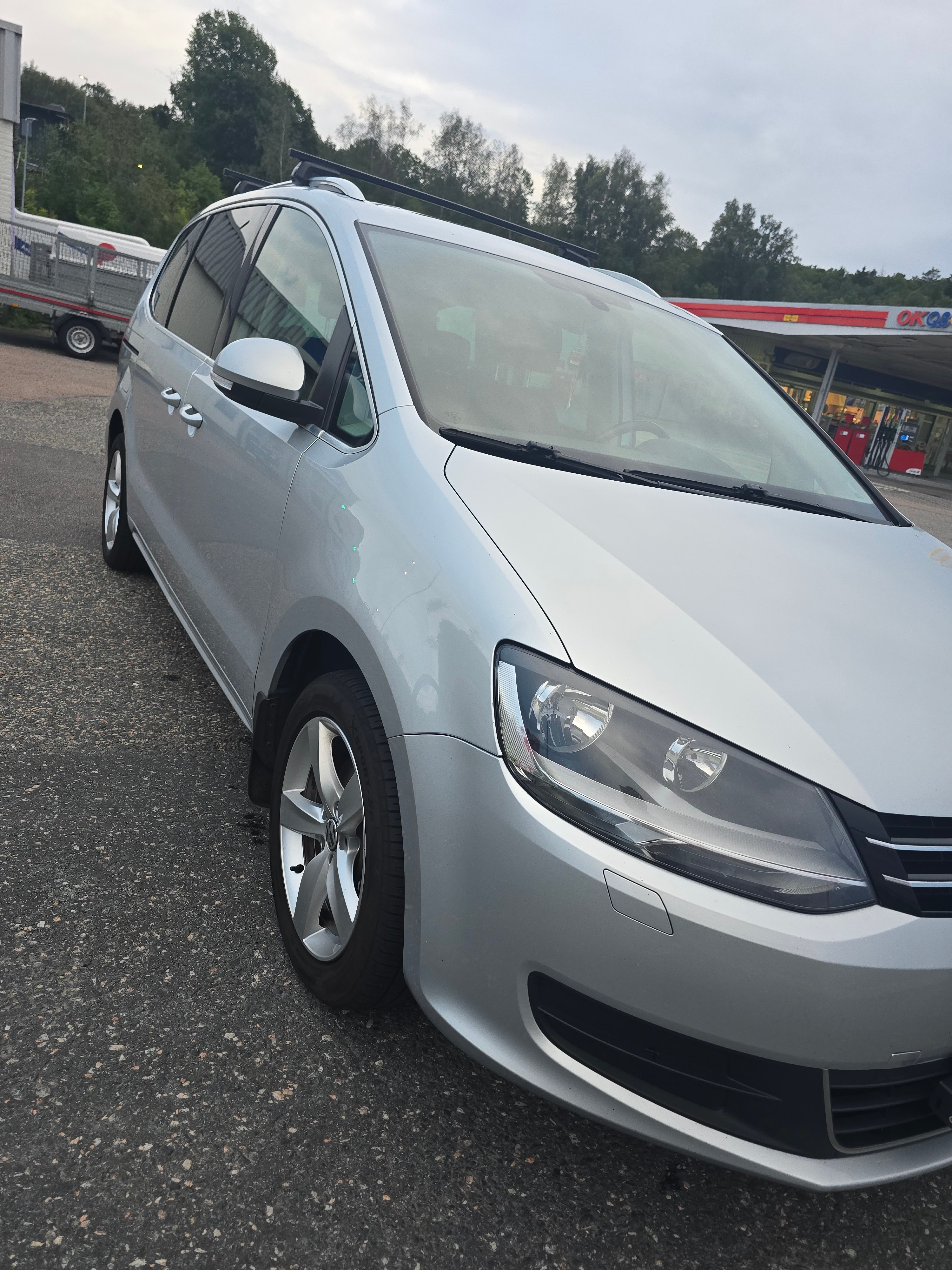 Volkswagen Sharan 2014, bild 2/7