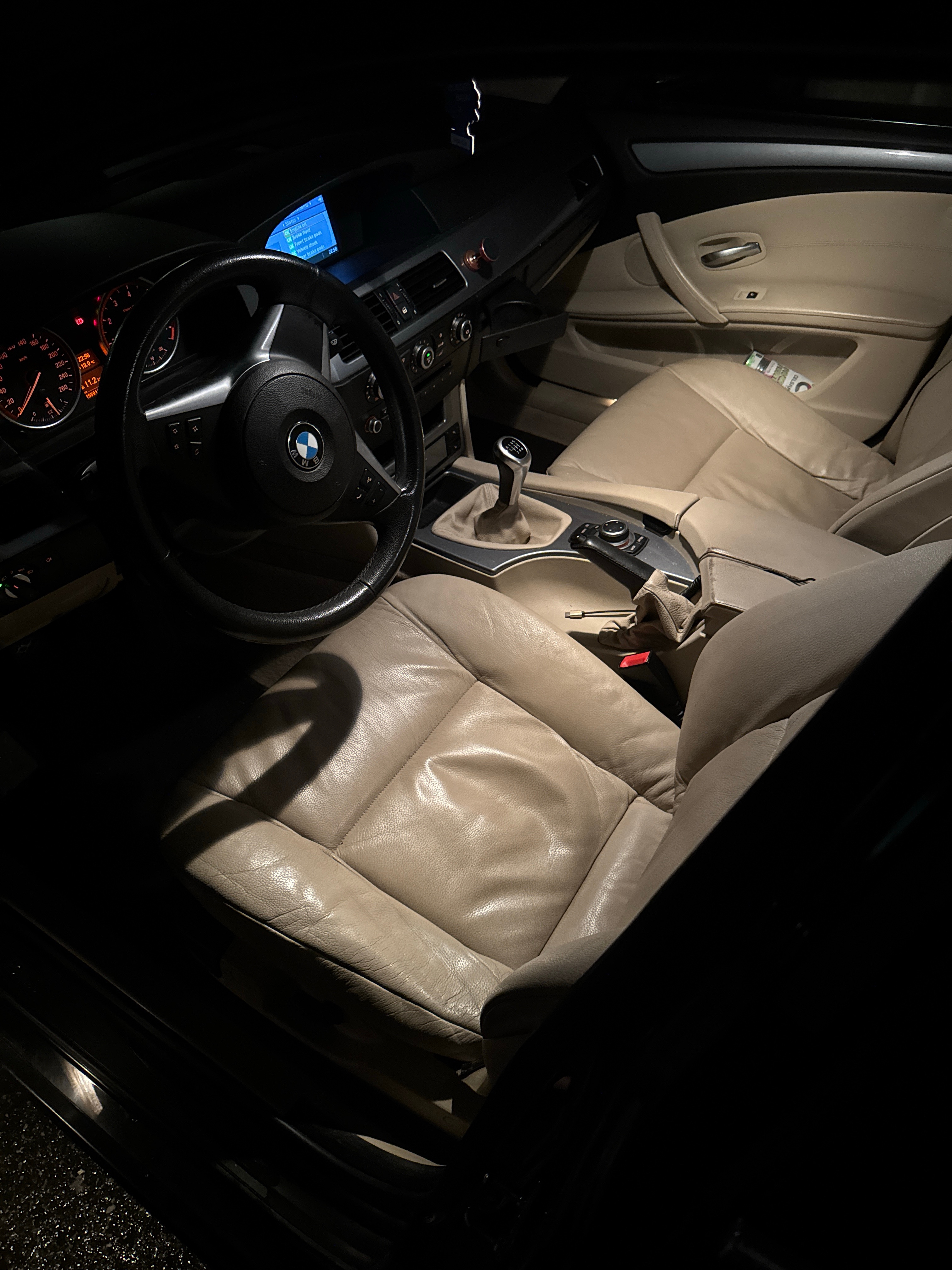BMW 520 i Sedan Manuell 2009, bild 4/10