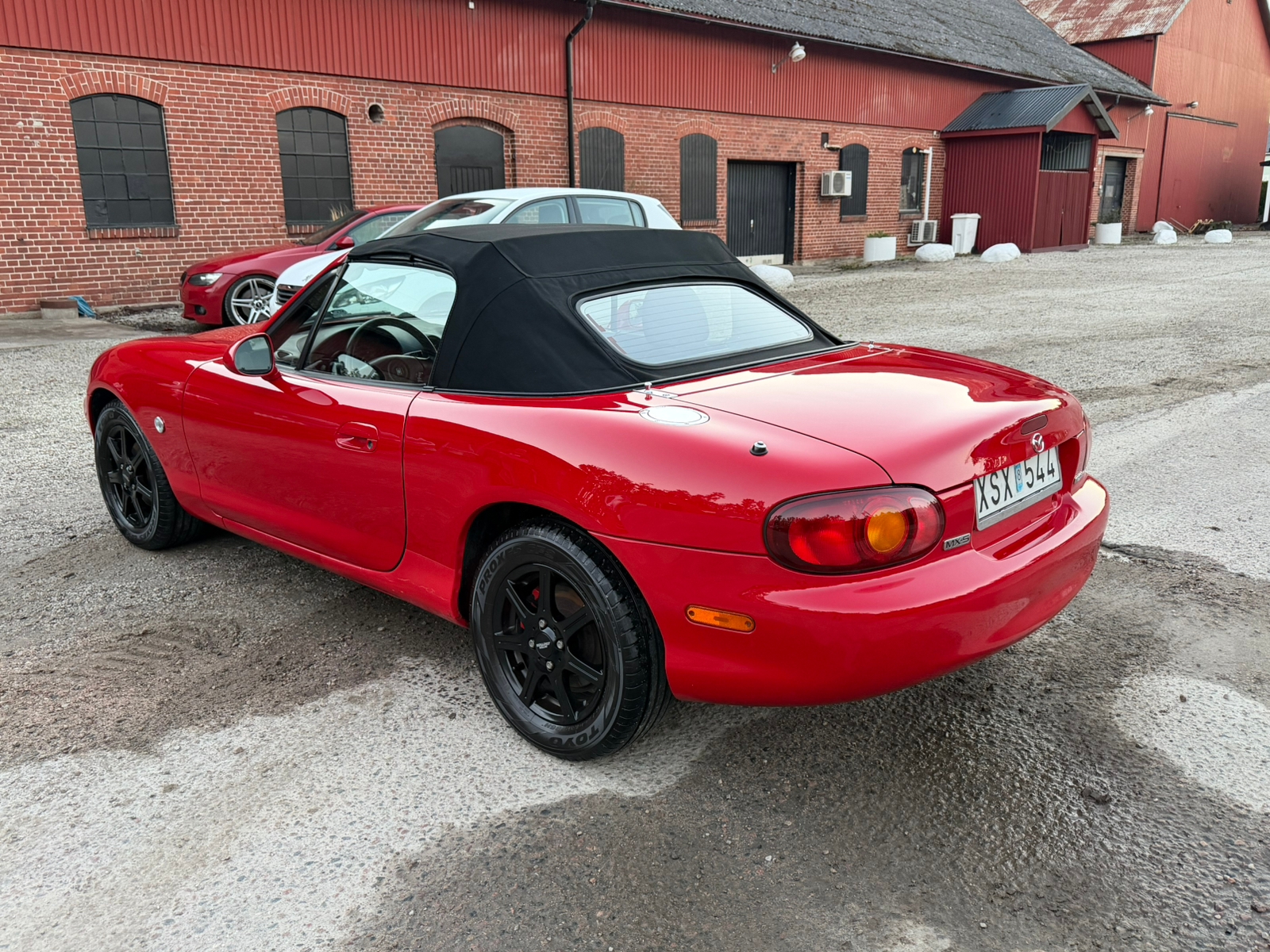 Mazda MX-5 1.6 Manuell/Kamrembytt/Nybes 1998, bild 2/11