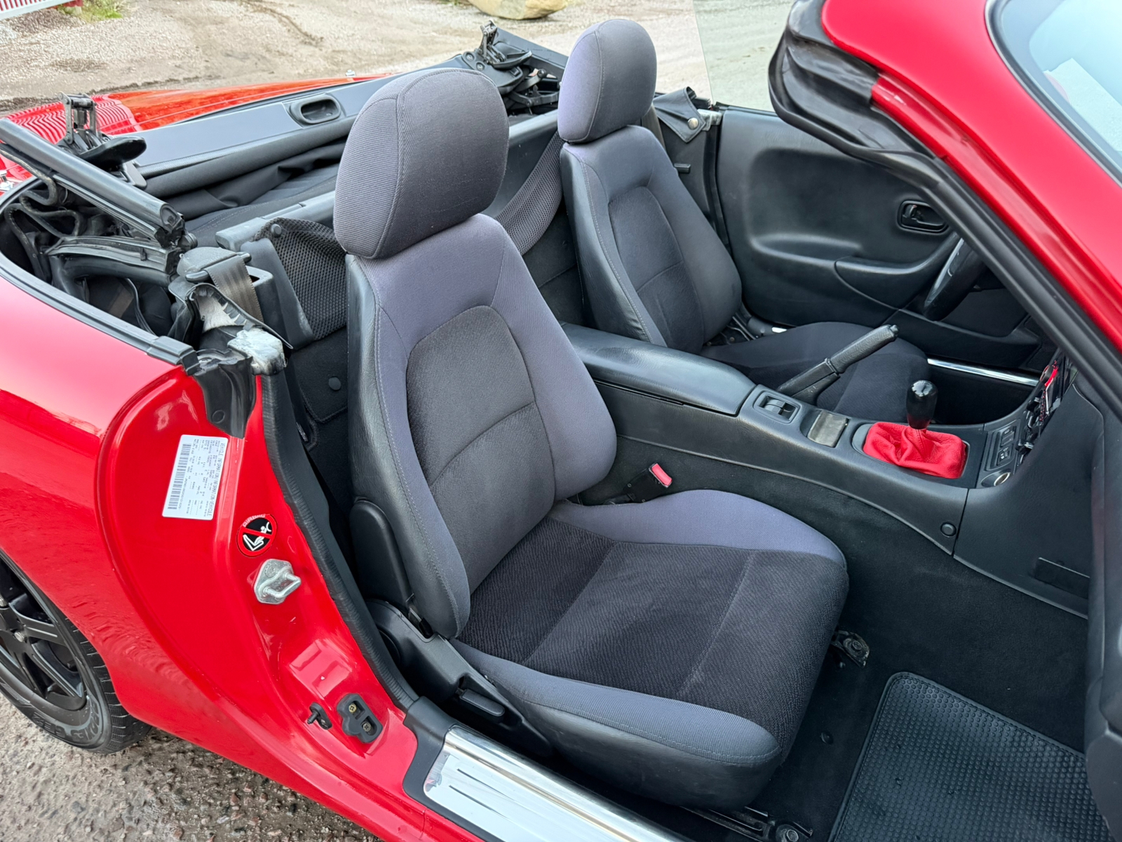 Mazda MX-5 1.6 Manuell/Kamrembytt/Nybes 1998, bild 7/11